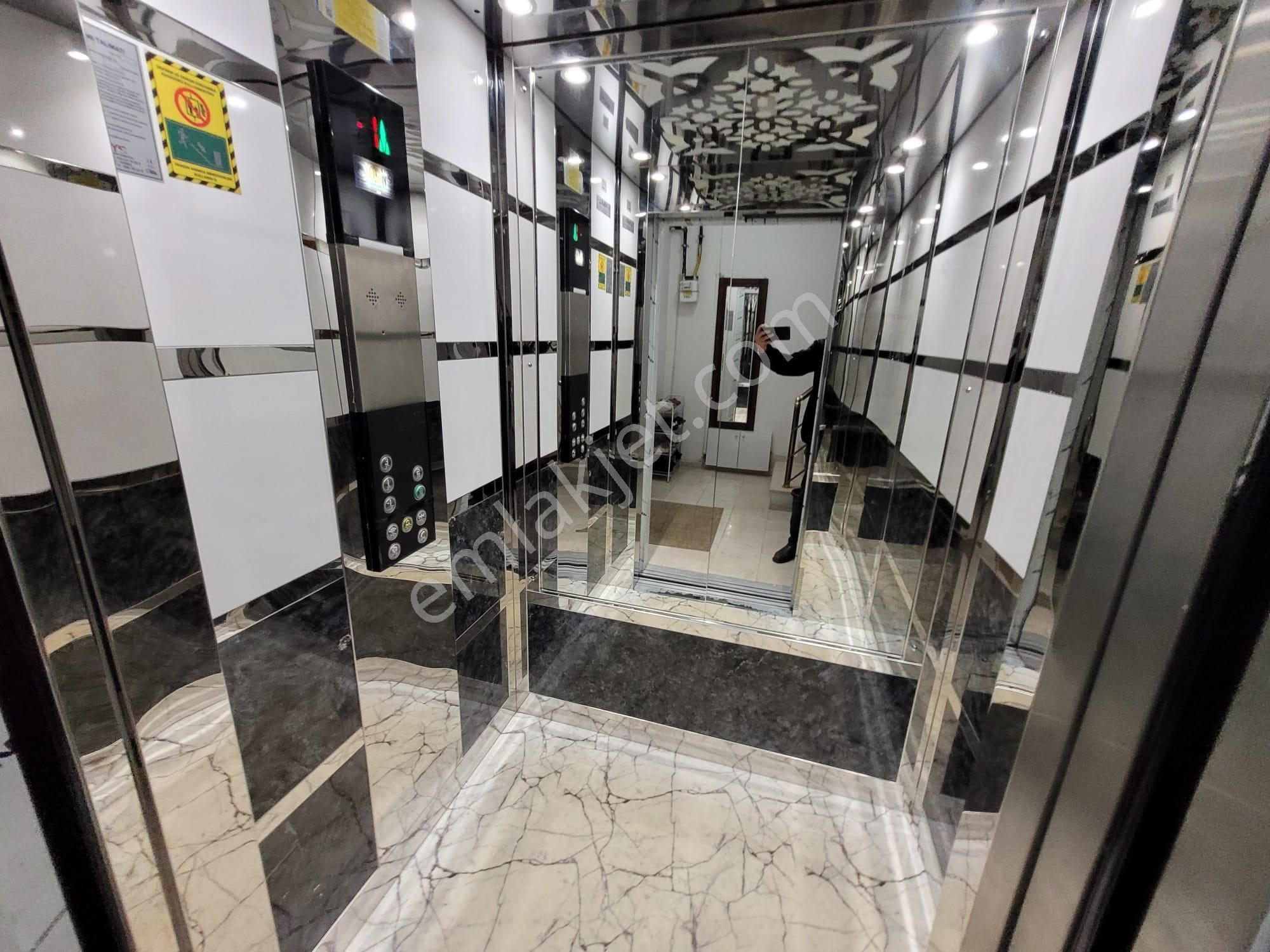 Üç Kardeşler'den Uğurmumcu Mah 2+1 Ultra Lüx 100m² Bahçekatı - Görsel 20