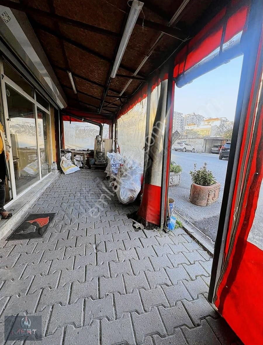 Dudullu Da Alemdağ Caddesine Yakın Düzayak Giriş Dükkan - Görsel 5