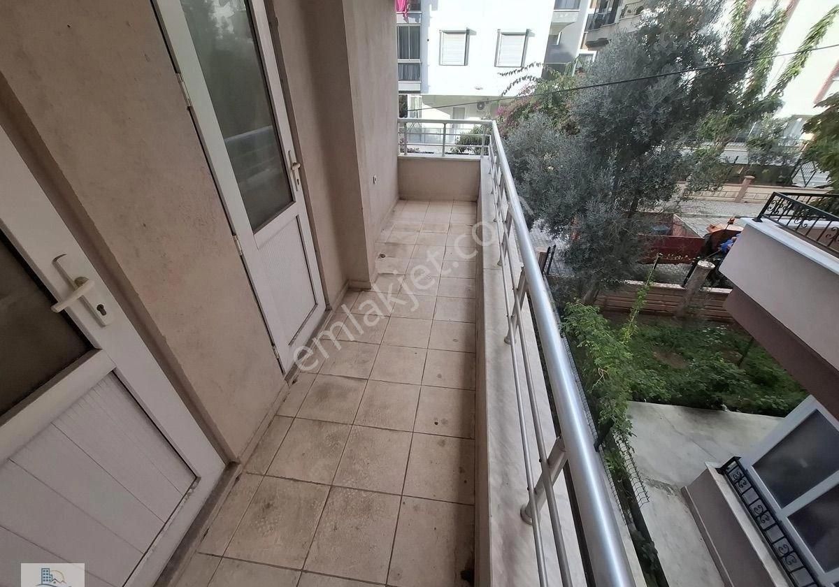 Didim Efeler Mahallesinde Ön Cephe Ara Kat Full Eşyalı 2+1 Daire - Görsel 4
