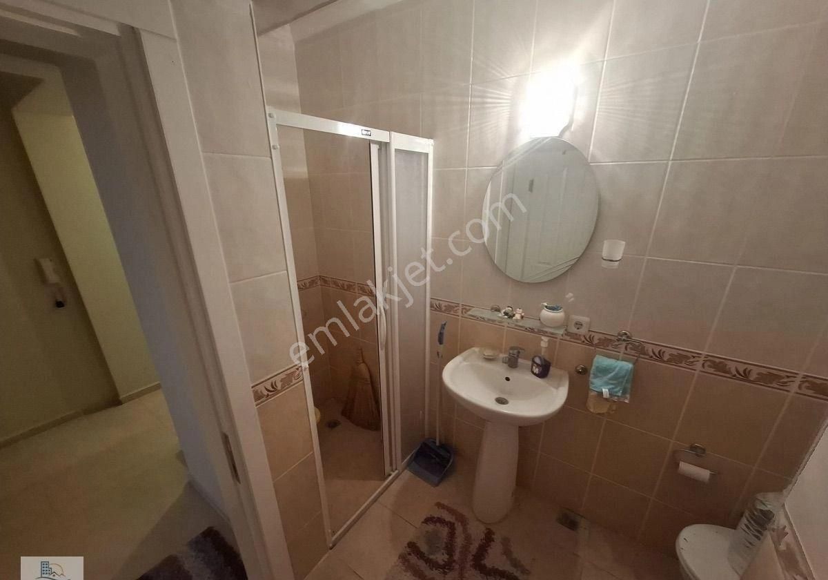 Didim Efeler Mahallesinde Ön Cephe Ara Kat Full Eşyalı 2+1 Daire - Görsel 15