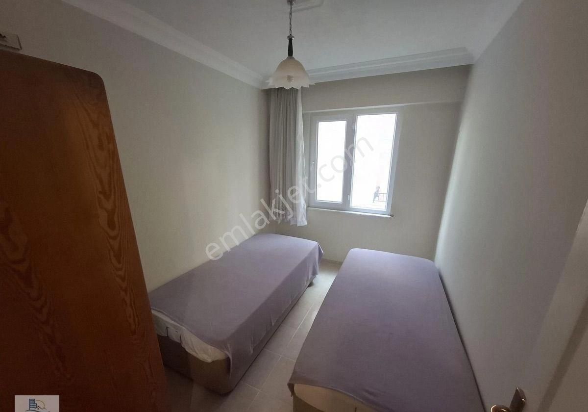 Didim Efeler Mahallesinde Ön Cephe Ara Kat Full Eşyalı 2+1 Daire - Görsel 8