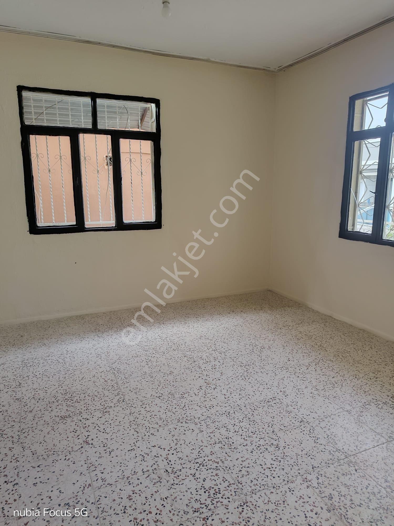 Buca Gediz Mah. 2+1 95 M2 Emekli Bekar Bay Bayana Uygun Kiralık Daire - Görsel 3