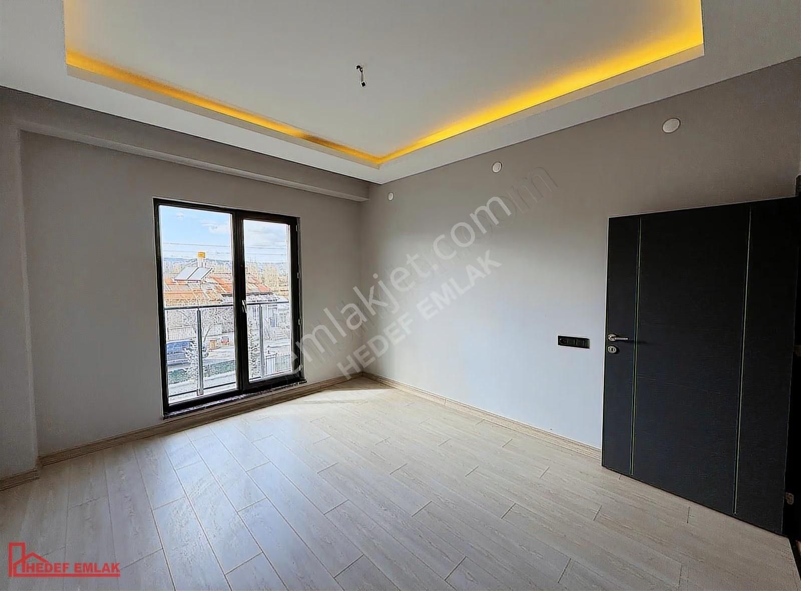 Hedef Emlaktan Karşıyada Ultra Lüx Eşyalı/eşyasız Kiralık Villa - Görsel 11