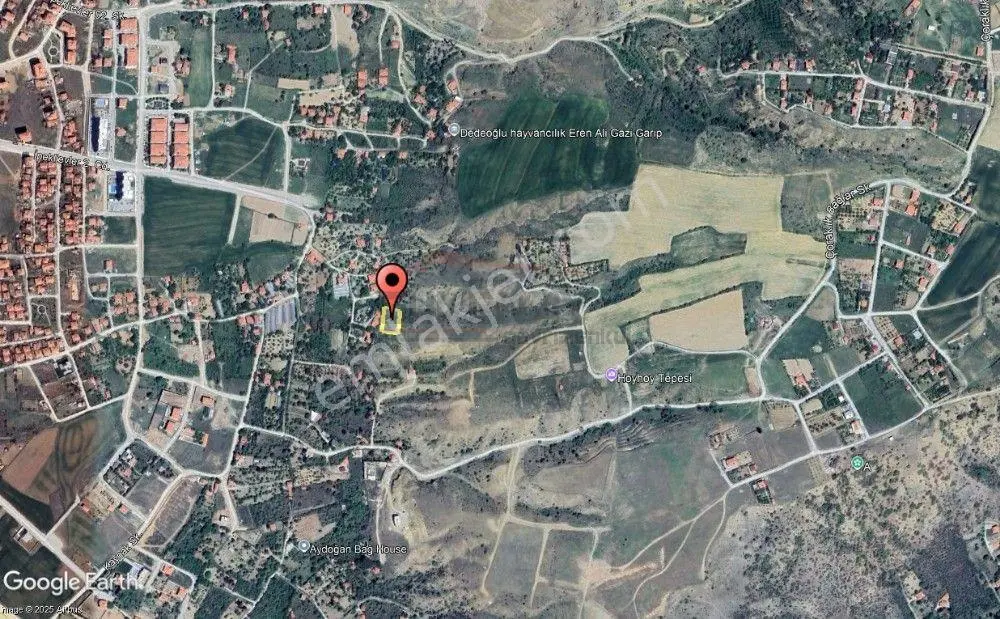 Güvenay – Çorum Bahabey Kubatlar Halı Saha Üstü Satılık Villa Arsası