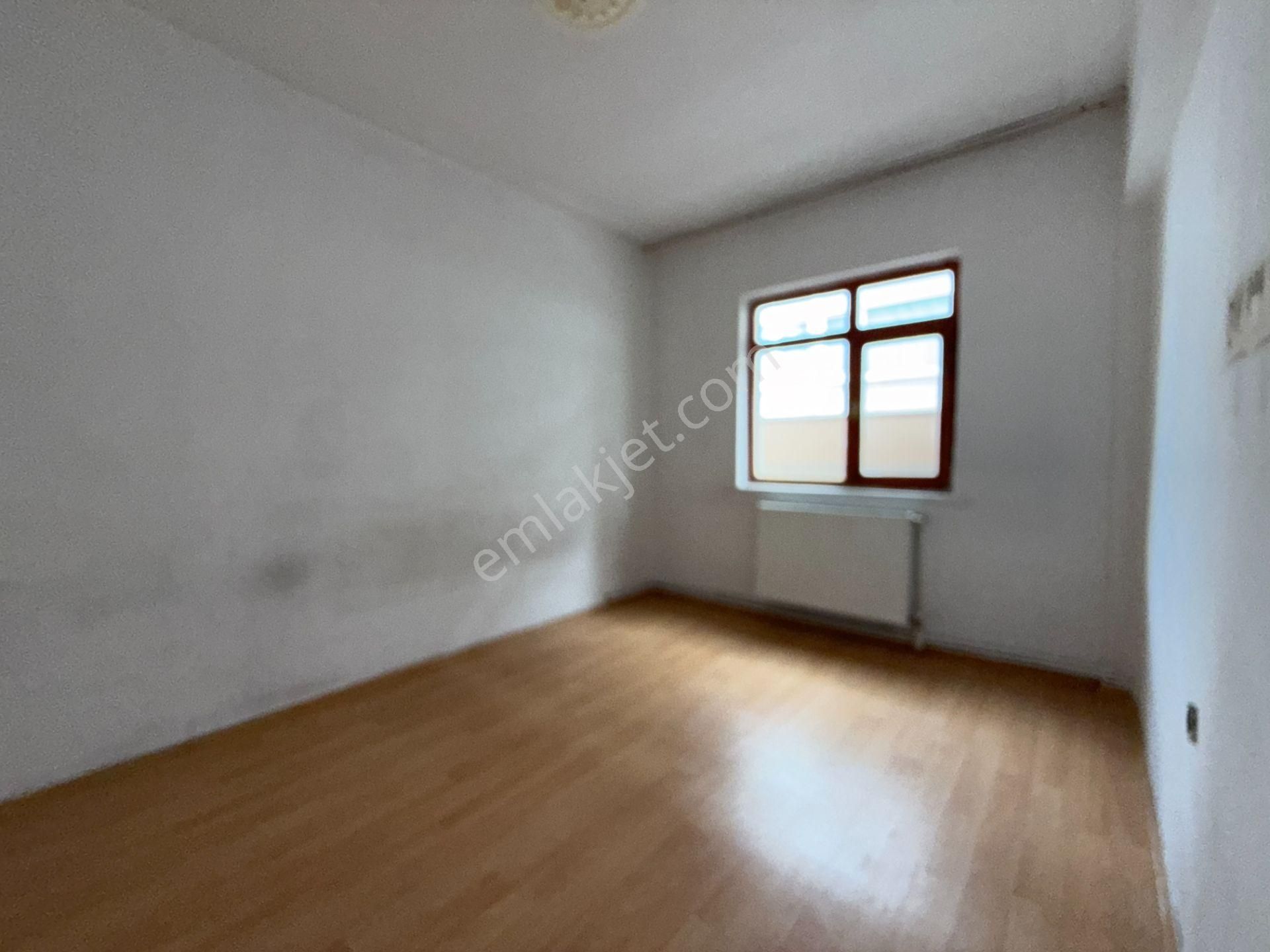 Pursaklar Ufuk Kılıç Emlak'tan Merkezde 2 Balkon 3+1 Daire - Görsel 18