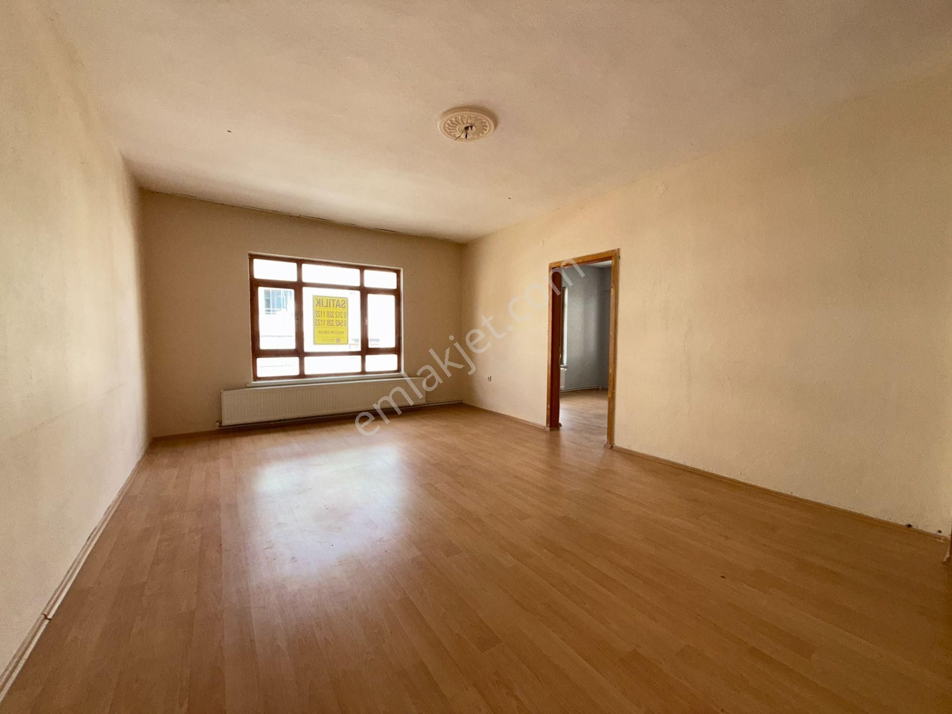 Pursaklar Ufuk Kılıç Emlak'tan Merkezde 2 Balkon 3+1 Daire - Görsel 11