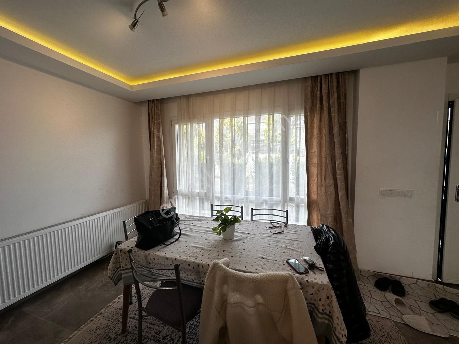 Kuşadası Değirmendere Kendine Ait Bahçeli Havuzlu Sitede Ters Dubleks - Görsel 19