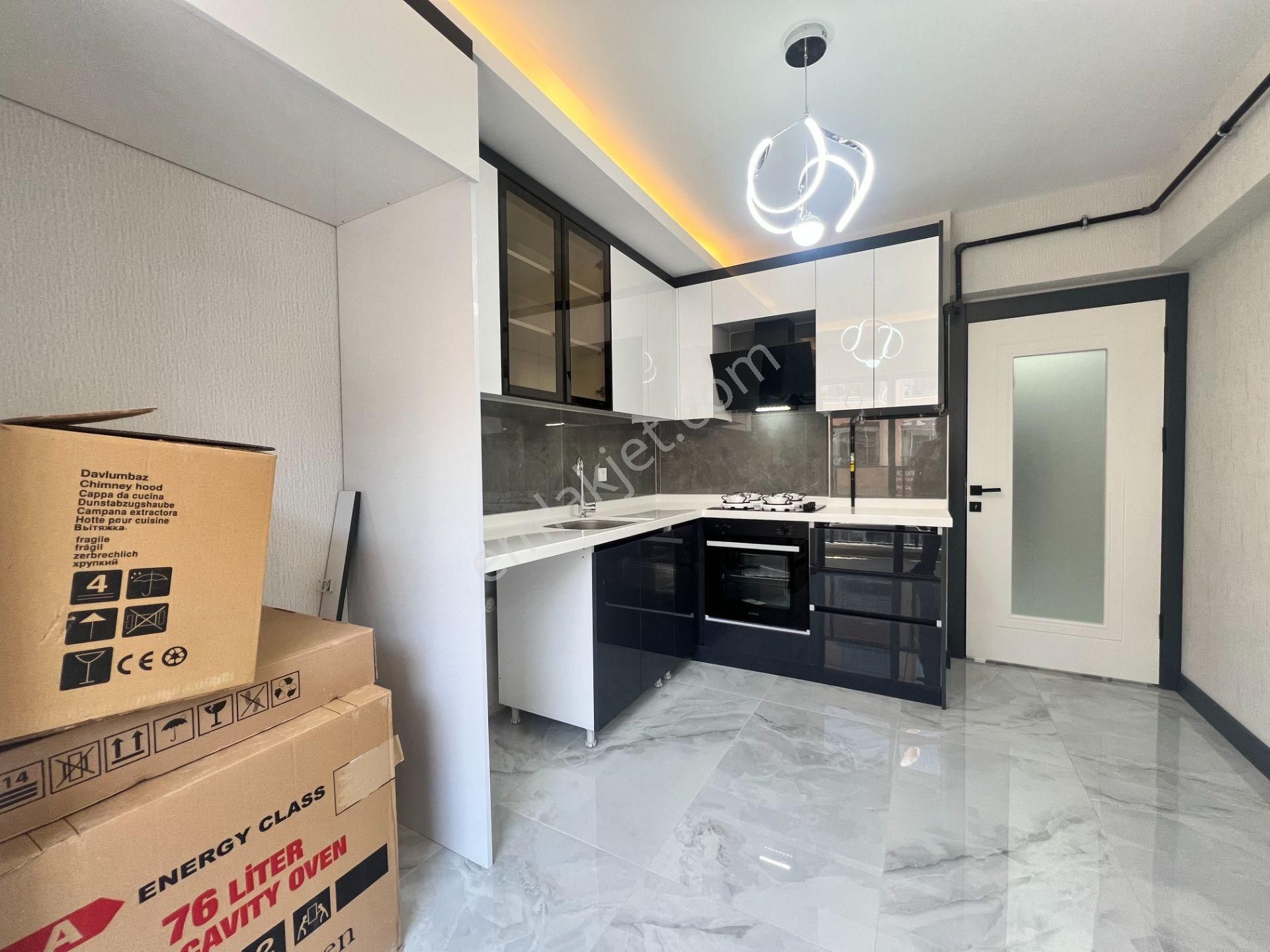 Ufuk Kılıç Emlak'tan Pursaklar Çarşı İçinde 2+1 Sıfır Daireler - Görsel 6