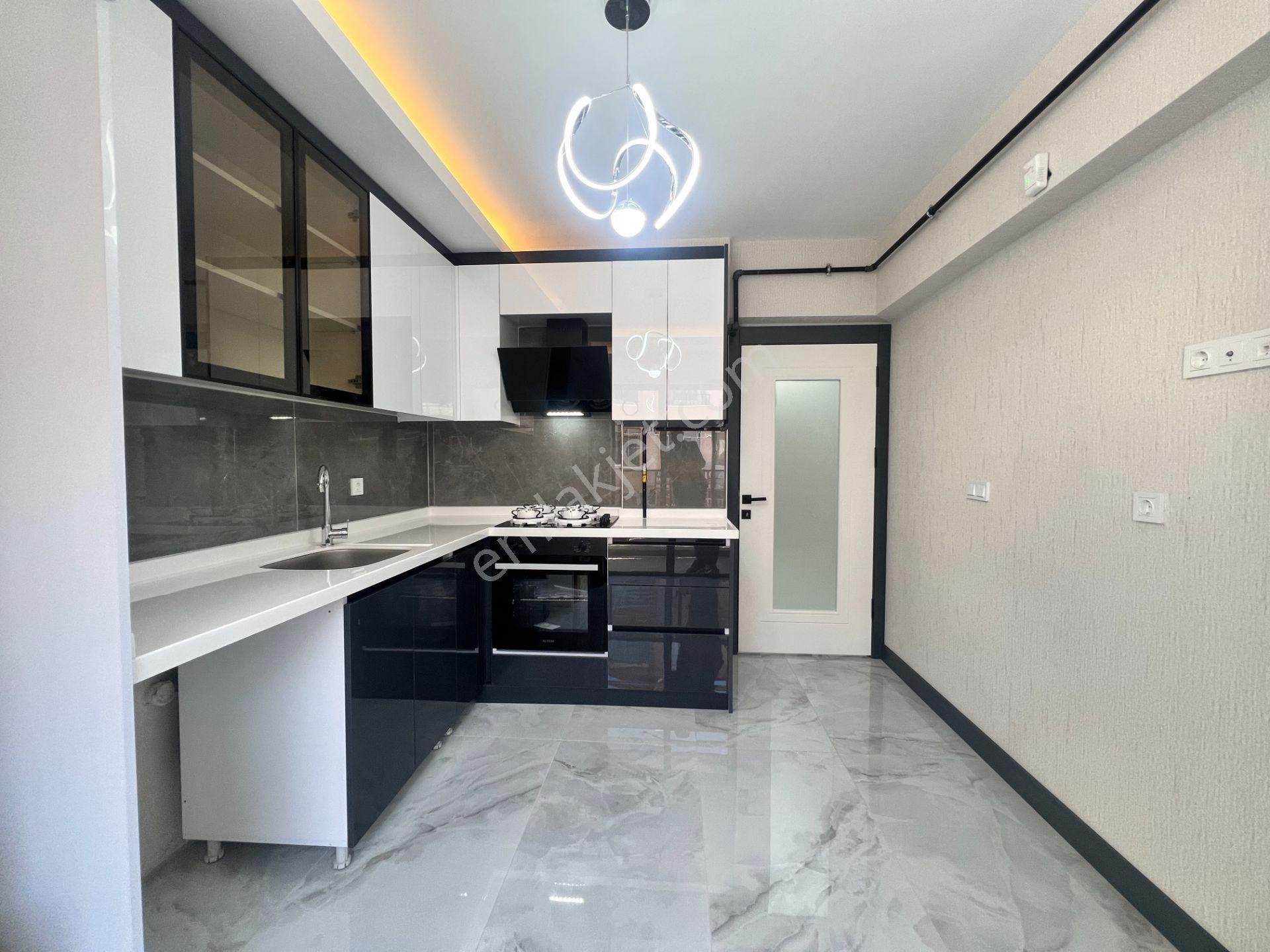 Ufuk Kılıç Emlak'tan Pursaklar Çarşı İçinde 2+1 Sıfır Daireler - Görsel 4