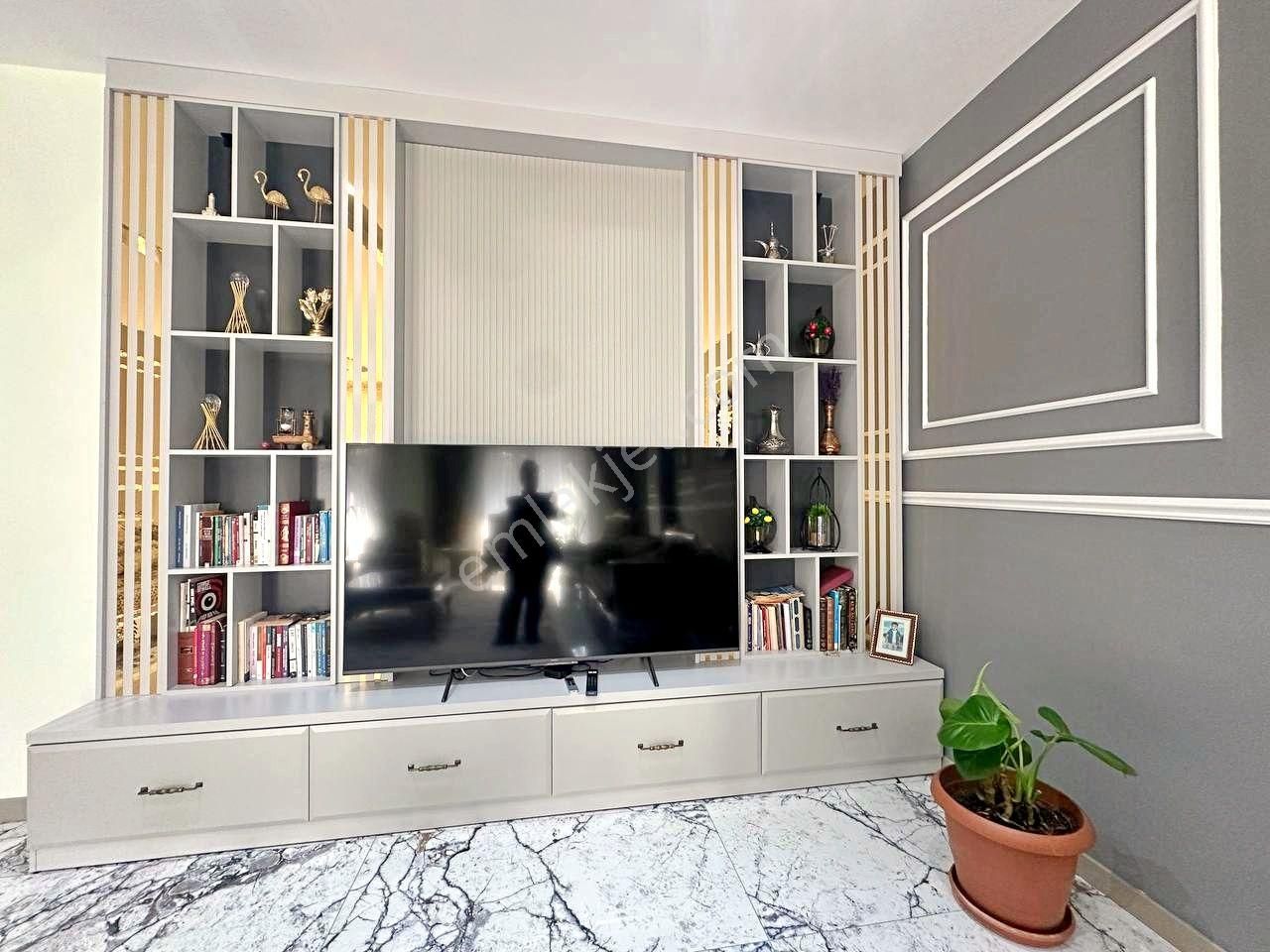 Venüs Gayrimenkul'den, Zeytinli'de Deniz Manzaralı 4+1 Lüks Villa - Görsel 33