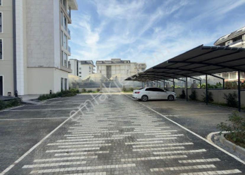 Alanya Kargıcakta Denize 350 Metre Mesafede Aktiviteli Sitede Kiralık Sıfır 1+1 Daire - Görsel 9