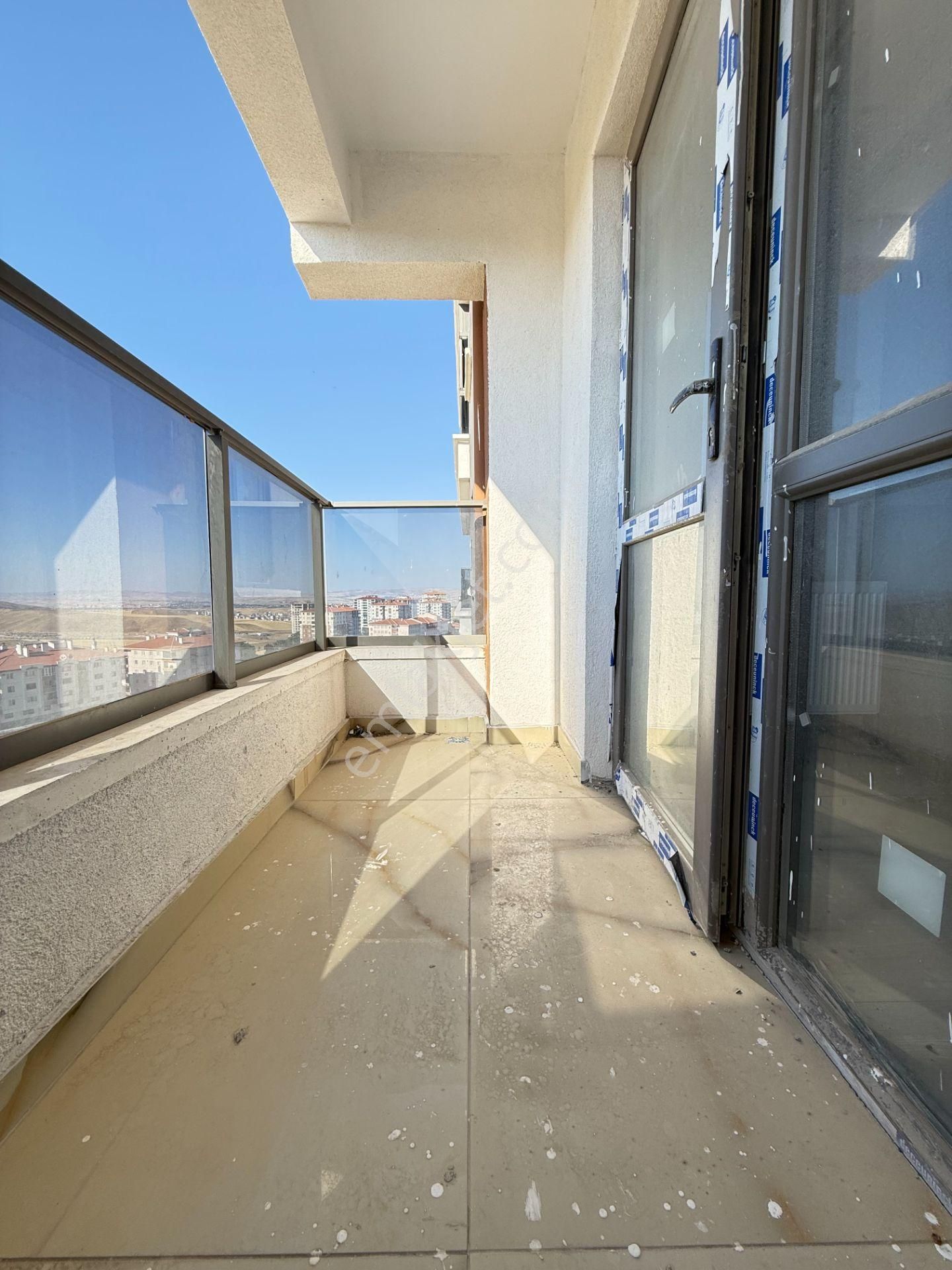 Ufuk Kılıç Emlak'tan Ultralüx Sitede, 200 M2 Teras Balkon, K.otoparklı 4+1 - Görsel 21