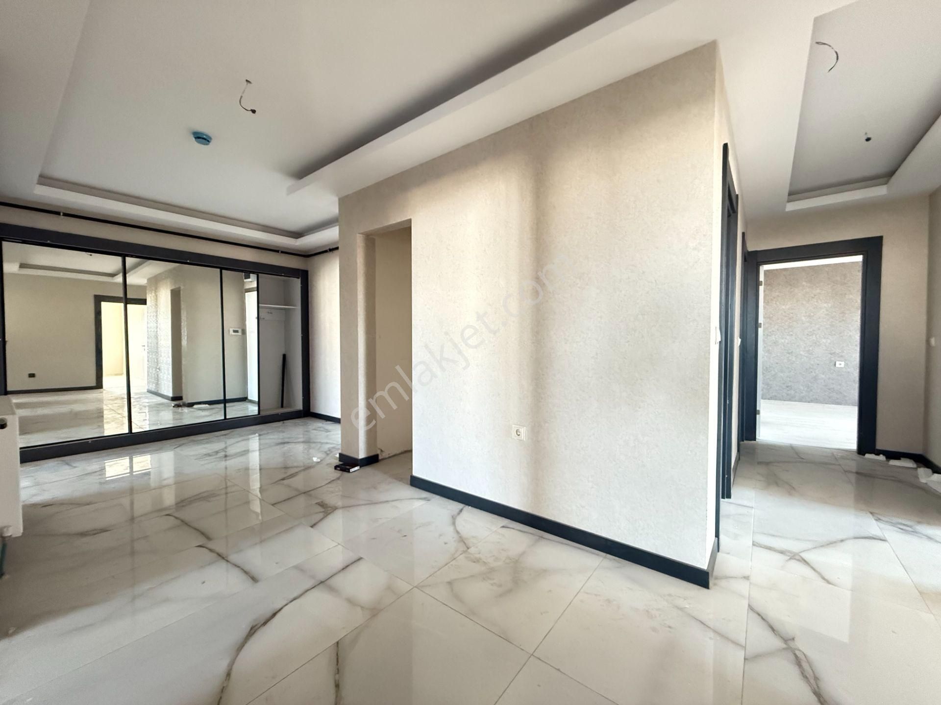 Ufuk Kılıç Emlak'tan Ultralüx Sitede, 200 M2 Teras Balkon, K.otoparklı 4+1 - Görsel 26