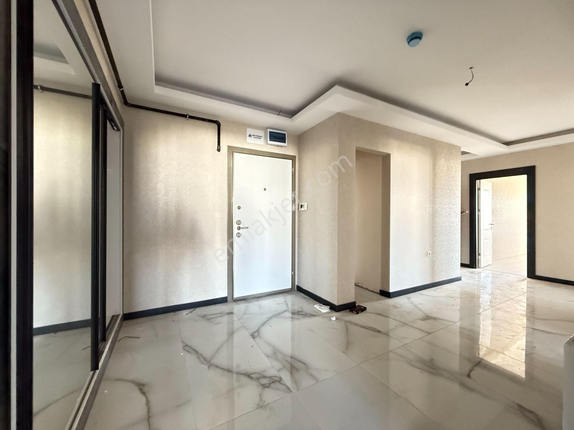 Ufuk Kılıç Emlak'tan Ultralüx Sitede, 200 M2 Teras Balkon, K.otoparklı 4+1 - Görsel 28