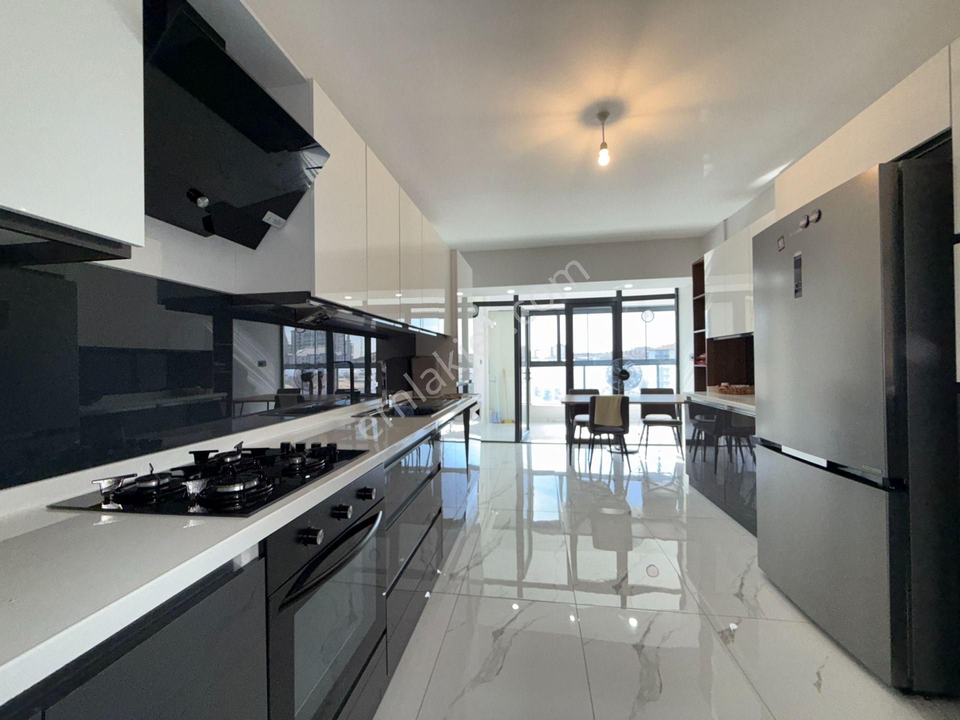 Ufuk Kılıç Emlak'tan Lüx Sitede Kapalı Garajlı Sıfır 4+1 Ultra Lüks Eşyalı 12. Daire - Görsel 7