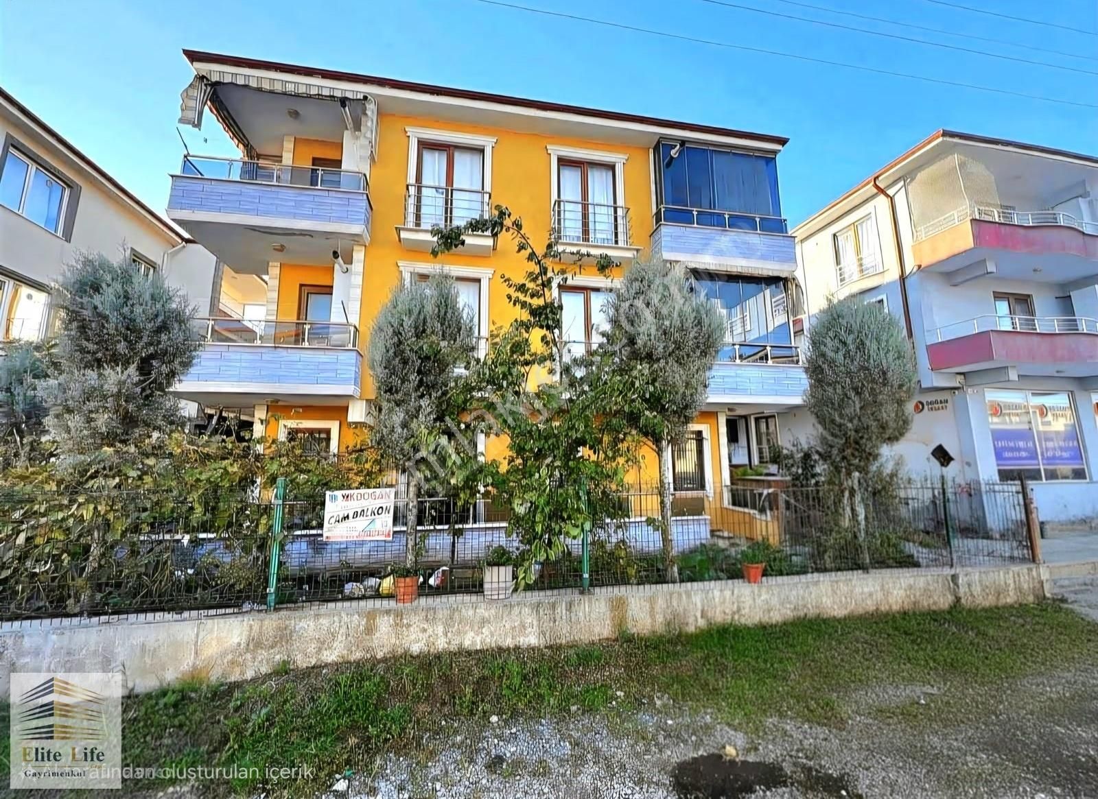 Sakarya Karasu Yalı Mahalleside Eşyalı 2+1 Satılık Arakat Daire - Görsel 8