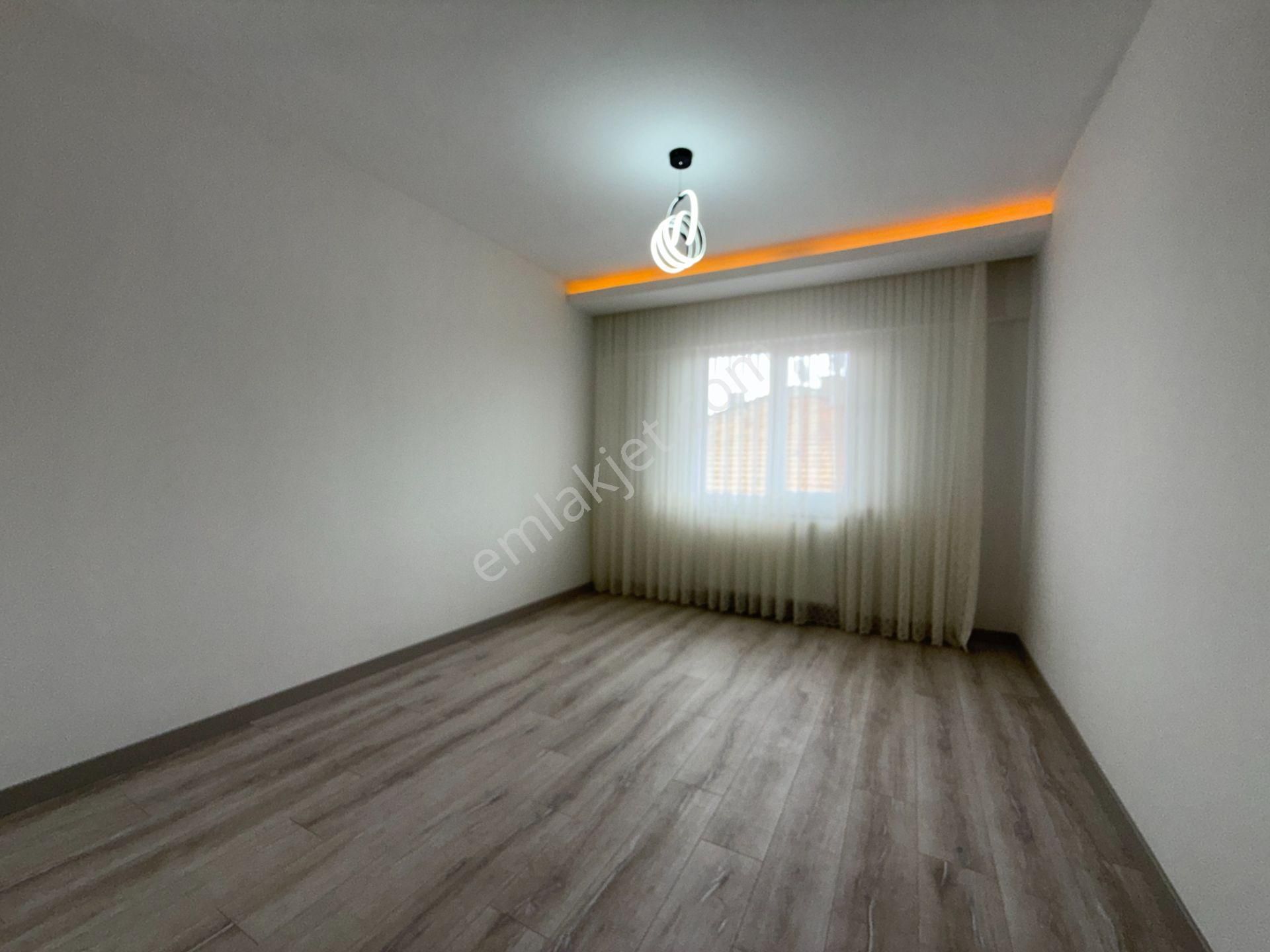 Ufuk Kılıç Emlak'tan Full Yapılı Şık Tasarım Güney Cephe 3+1 Daire - Görsel 25