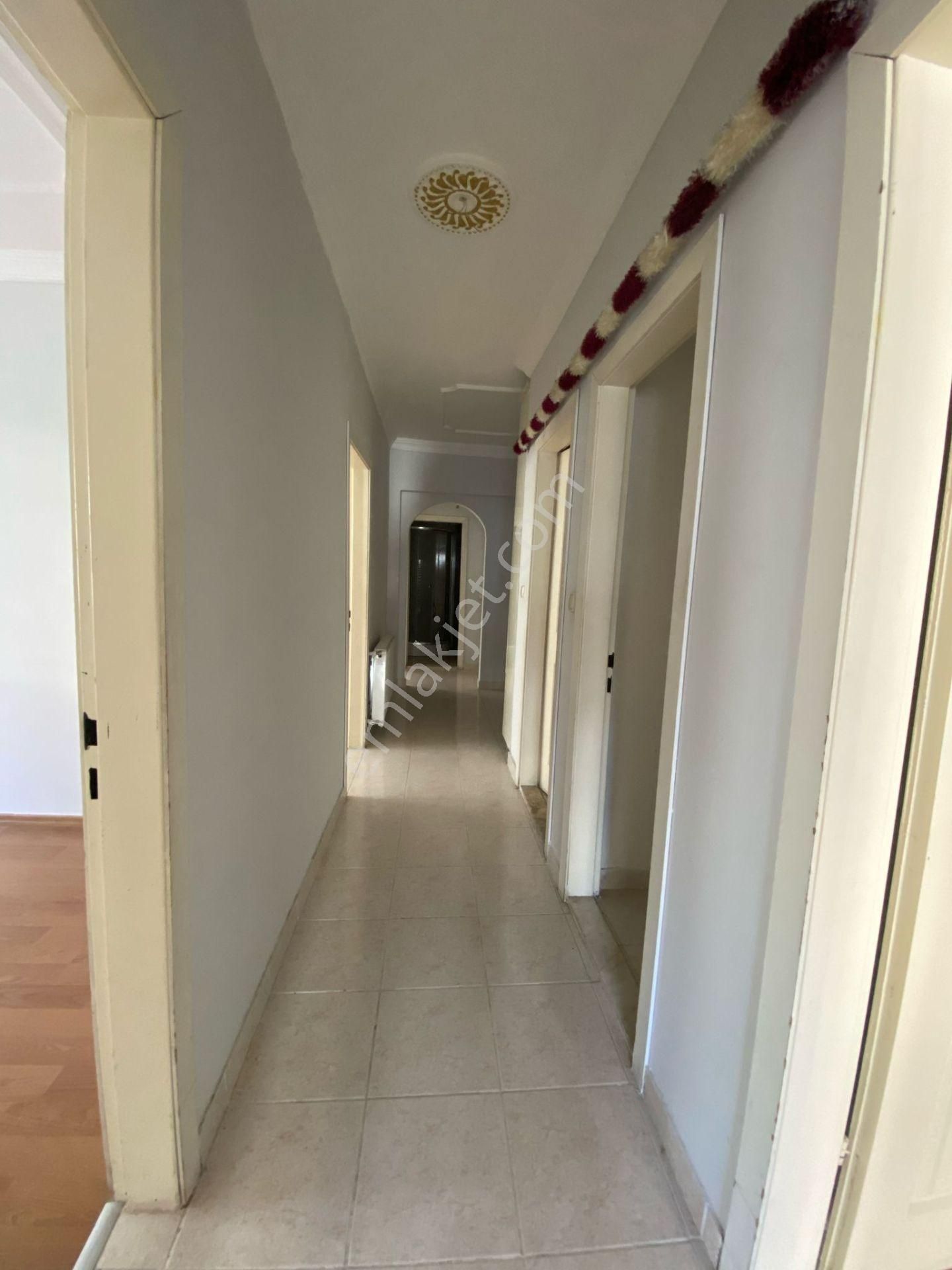 Pursaklar Ufuk Kılıç Emlak'tan Orta Kat 3+1 120 M2 Masrafsız Daire - Görsel 22