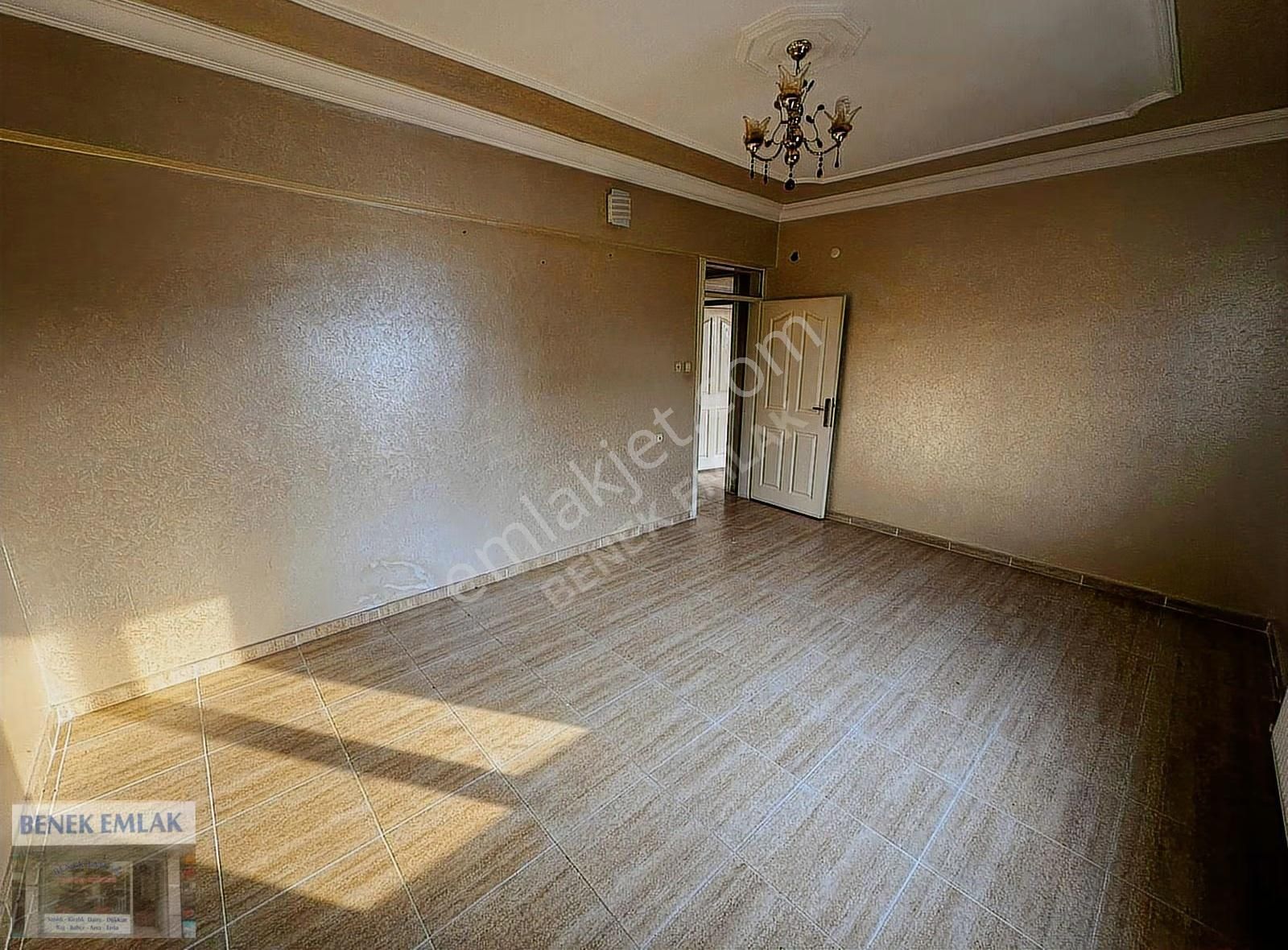 Benek Emlak Karşıyaka 3+1 Kiralık Daire - Görsel 19