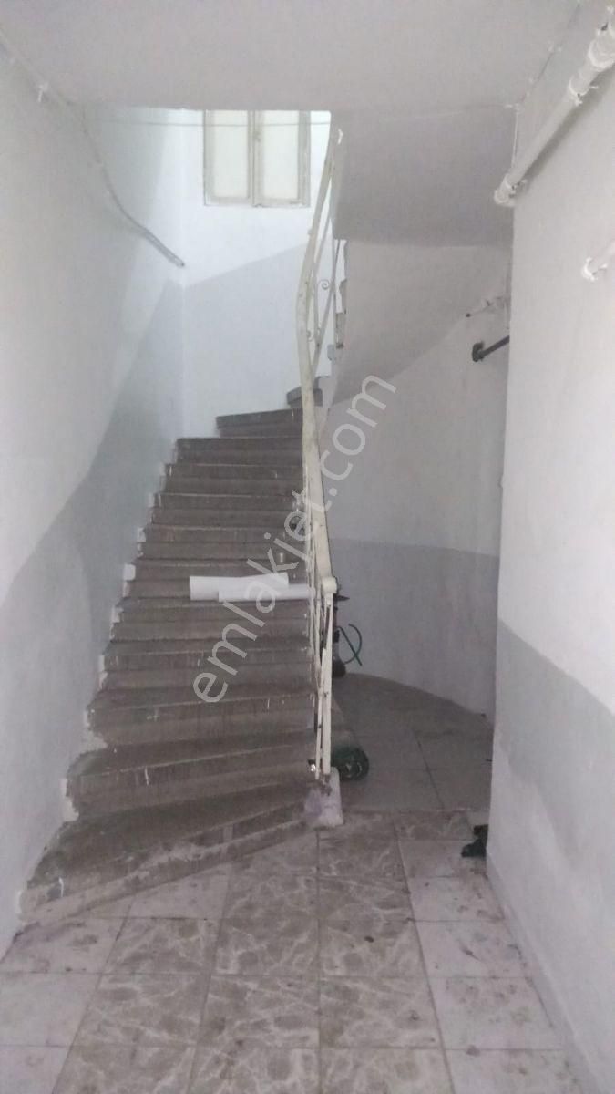 Firsat Niteliginde İstanbul Fatihte Satilik Kelepir Bina - Görsel 22