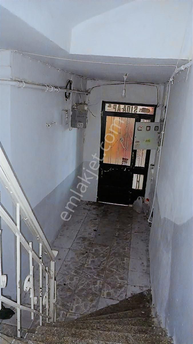 Firsat Niteliginde İstanbul Fatihte Satilik Kelepir Bina - Görsel 10