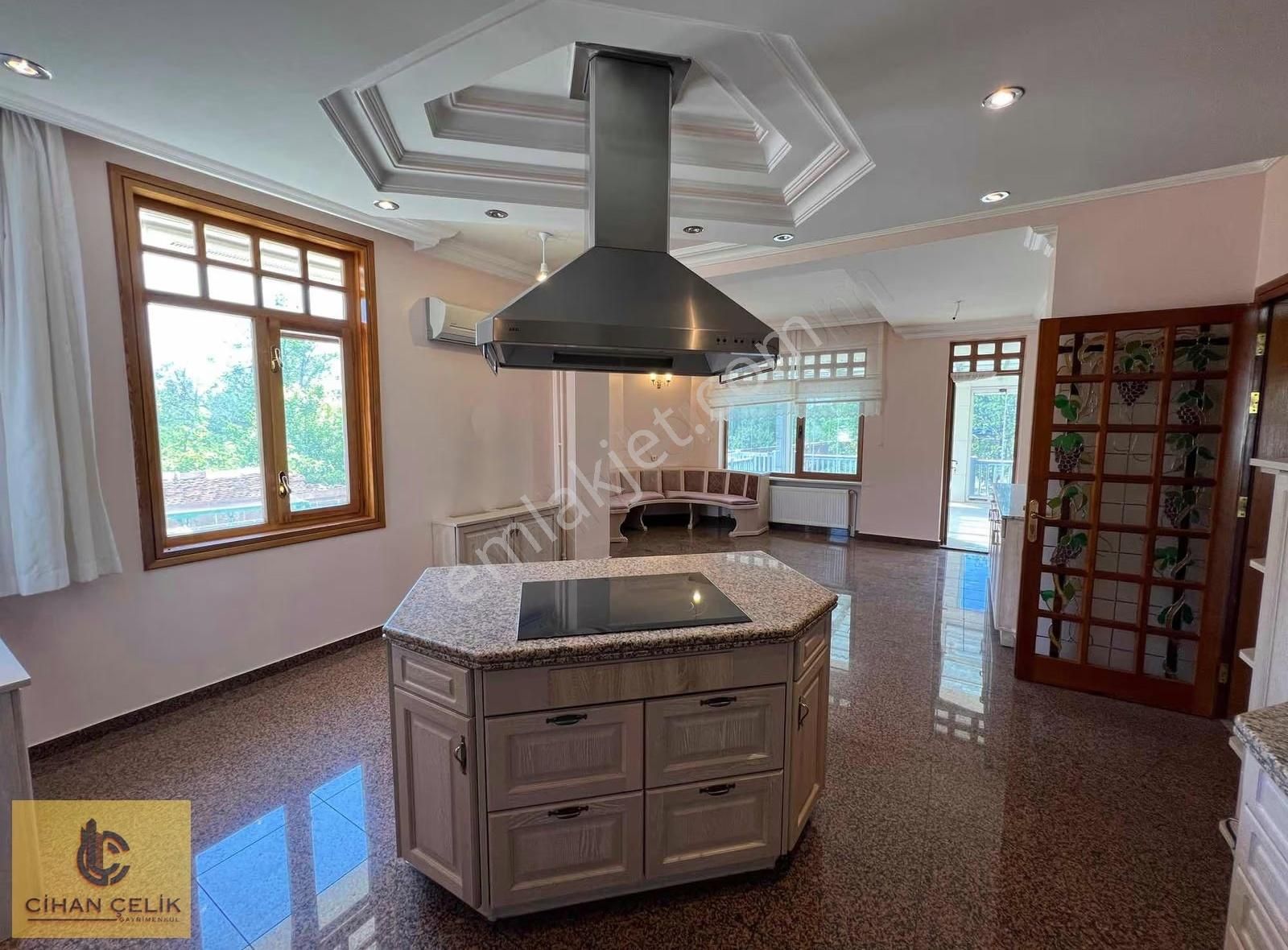 Arsa Parasına Satılık Muazaam 8+1 Villa Önü Park Acil - Görsel 7