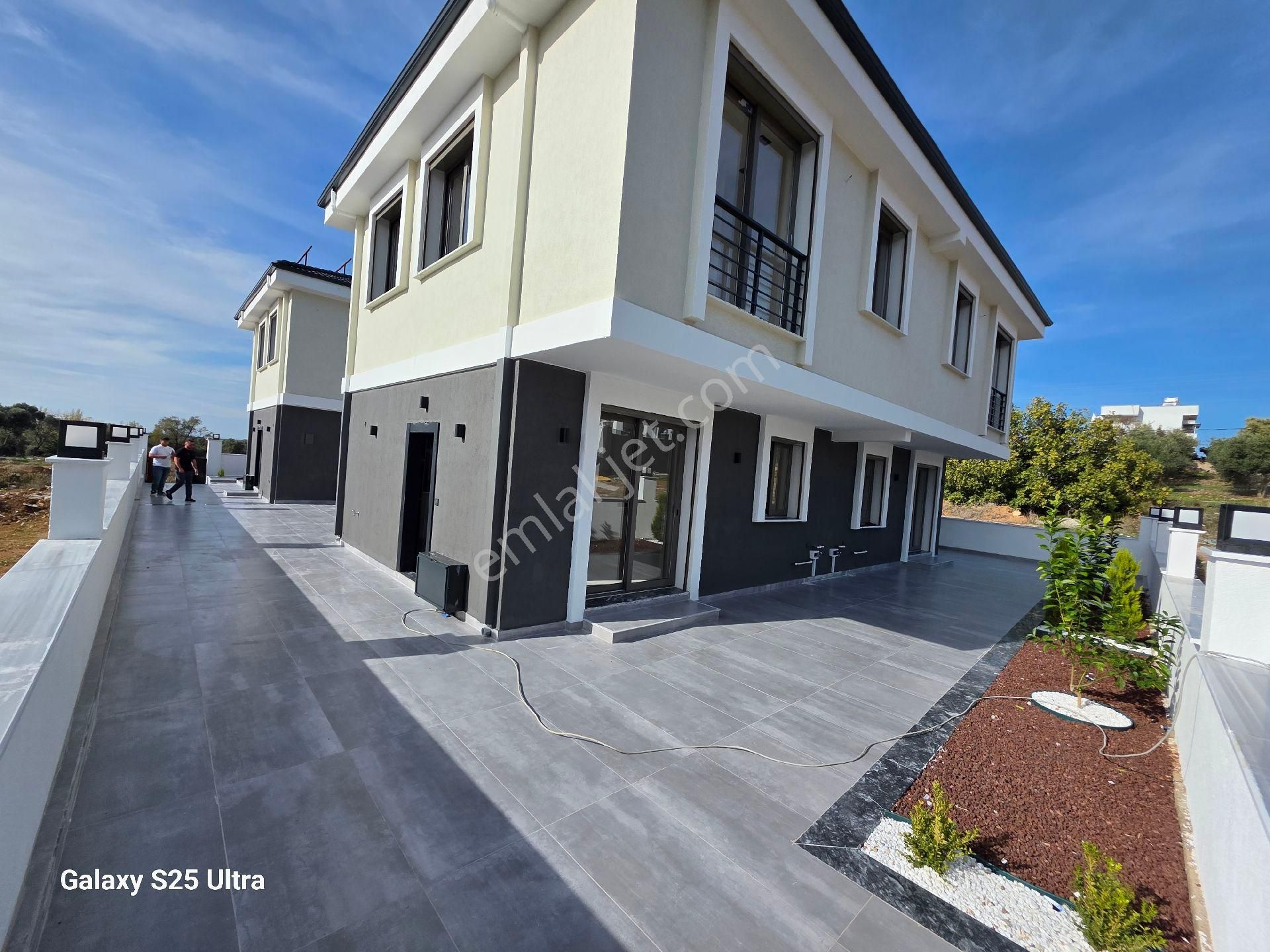 🏡 Aydın Didim Hisar Mahallesi’nde Satılık Bahçeli Dubleks Villa 🏡