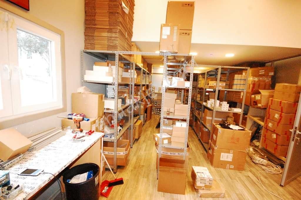 Aydınevler De E-5 Cepheli Müstakil Tek Katlı Bina - Görsel 16