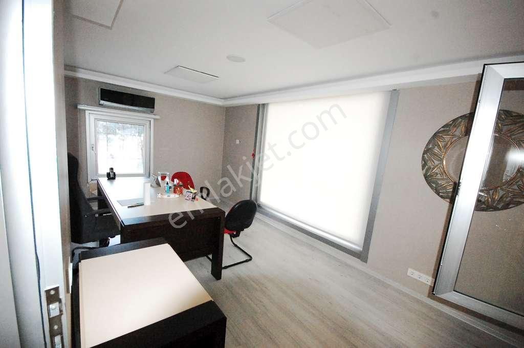 Aydınevler De E-5 Cepheli Müstakil Tek Katlı Bina - Görsel 10