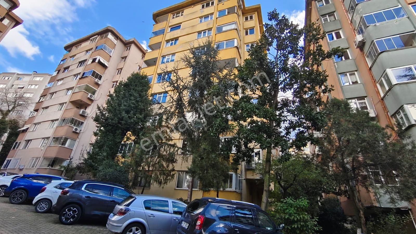 Validebağ Korusu’na Komşu 3+1 Ferah Kiralık Daire