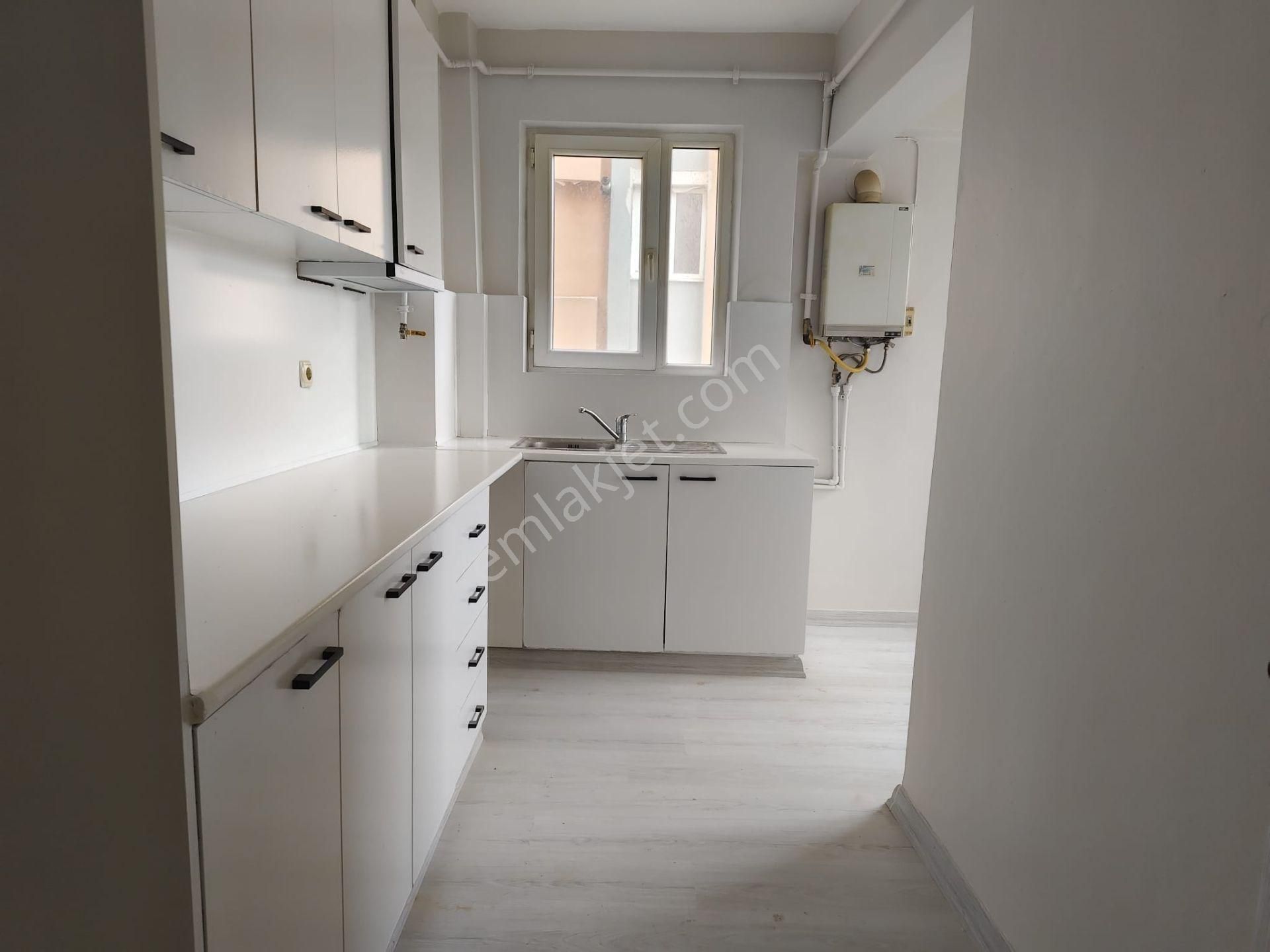 Validebağ Korusu’na Komşu 3+1 Ferah Kiralık Daire - Görsel 8