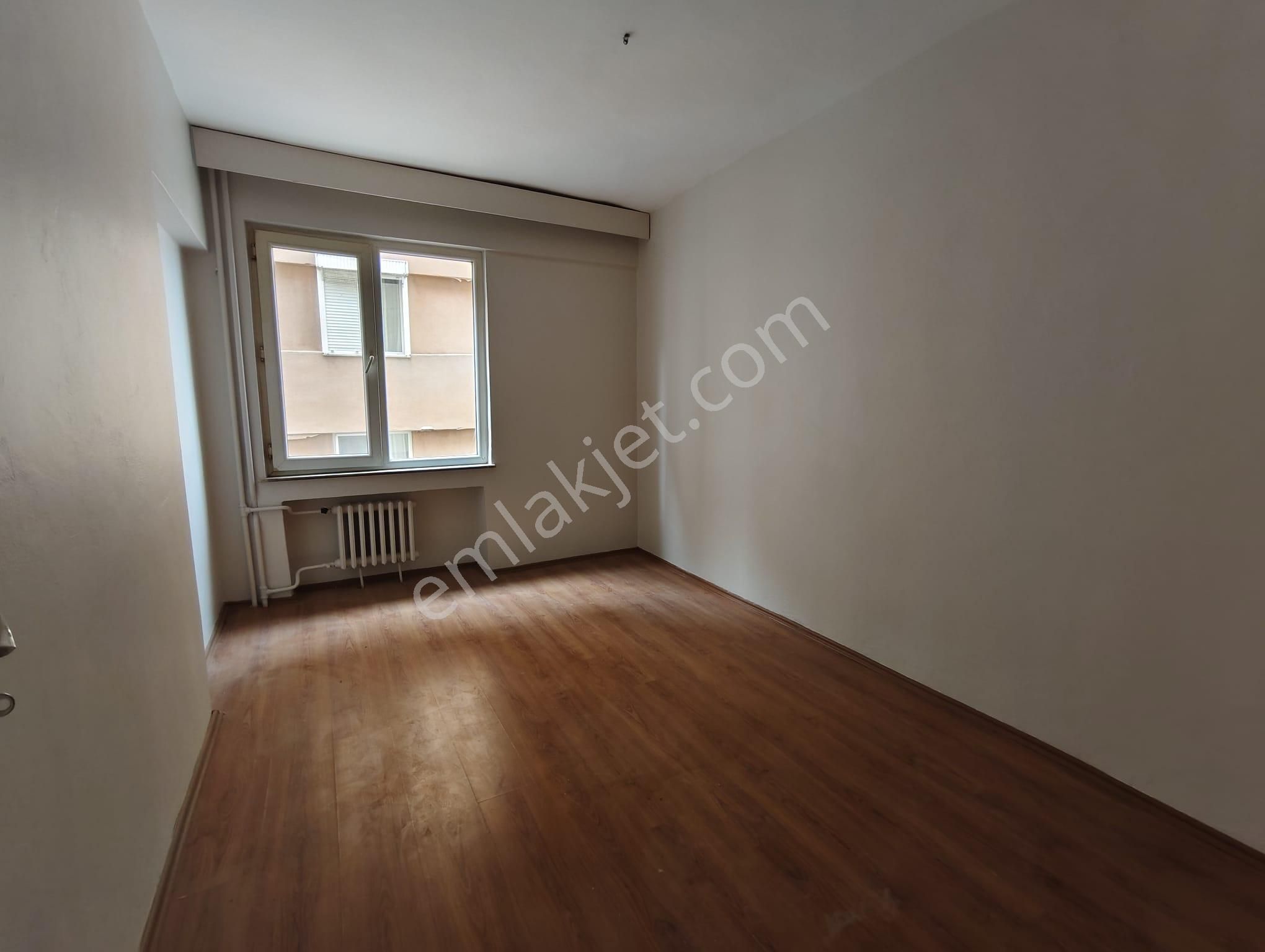 Validebağ Korusu’na Komşu 3+1 Ferah Kiralık Daire - Görsel 16