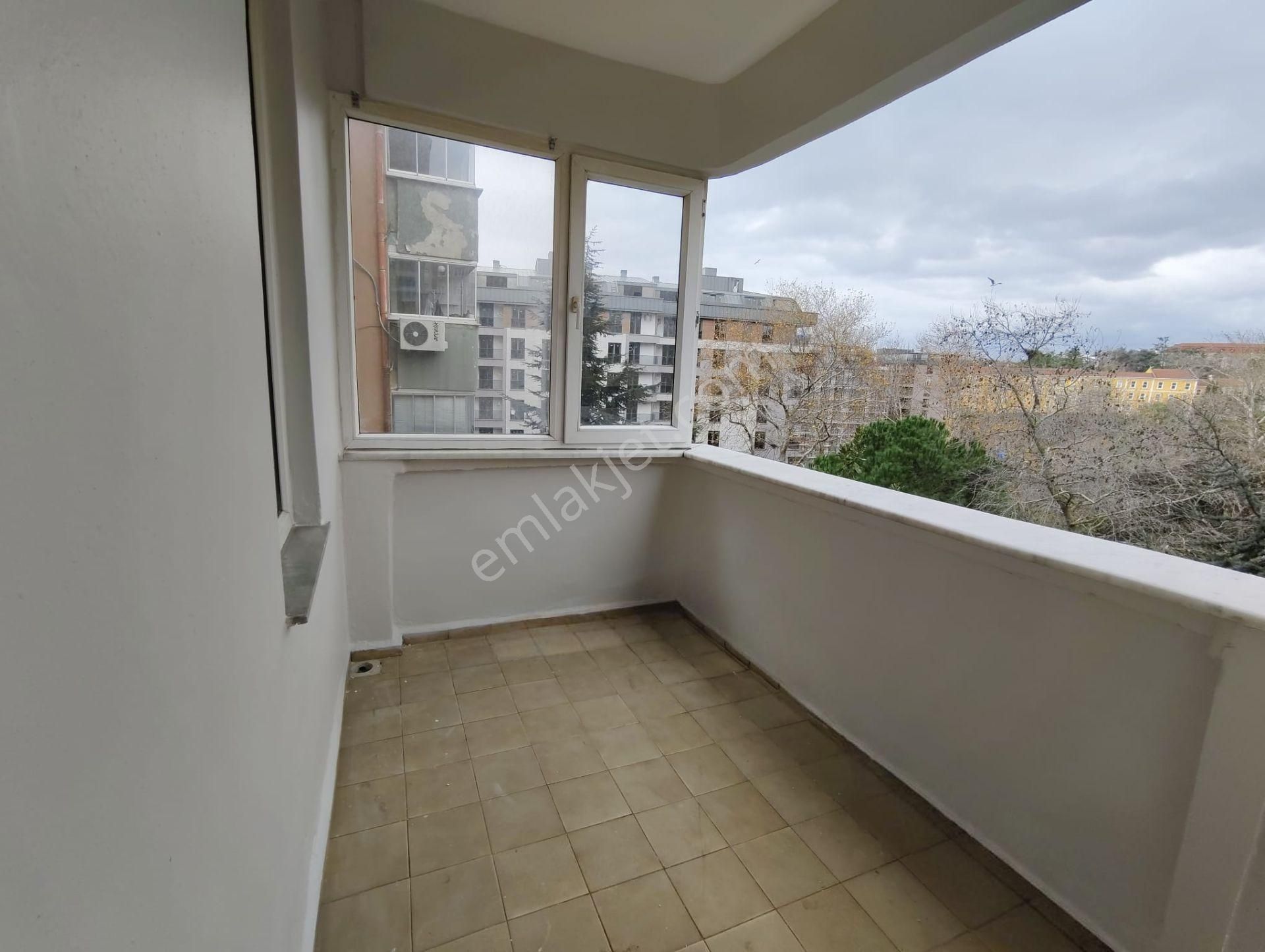 Validebağ Korusu’na Komşu 3+1 Ferah Kiralık Daire - Görsel 12