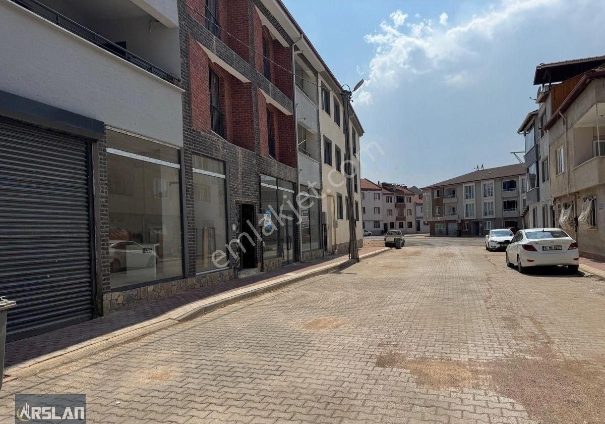 İnegöl Alanyurt Cumhuriyet Mah'de,380m², Satılık İş Yeri - Görsel 21