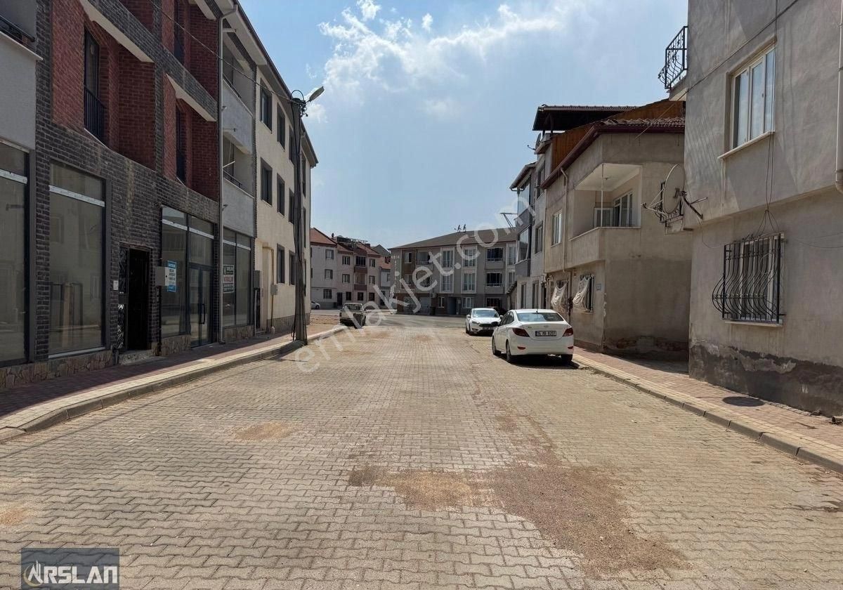 İnegöl Alanyurt Cumhuriyet Mah'de,380m², Satılık İş Yeri