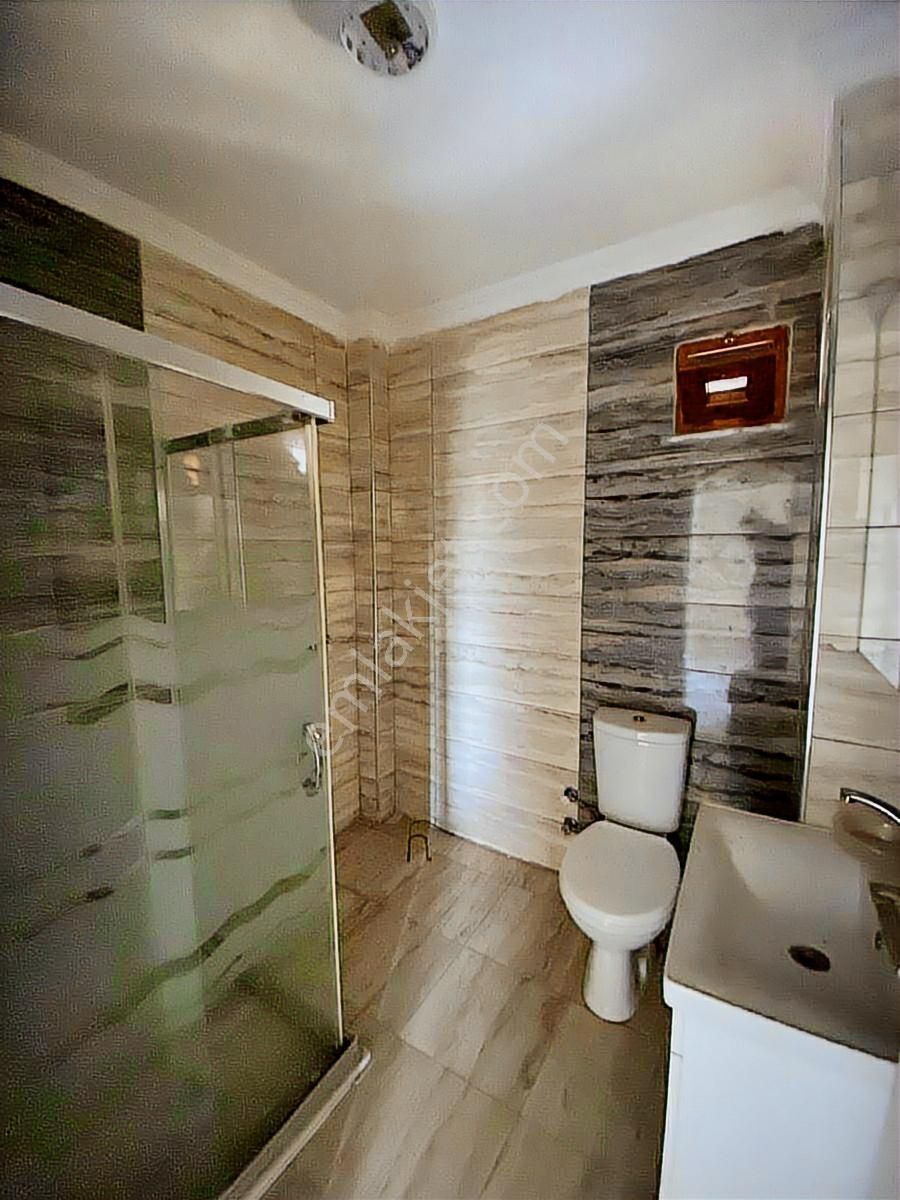 Beylikdüzü Kavaklı Merkezde 2+1 Y.giriş - Görsel 6