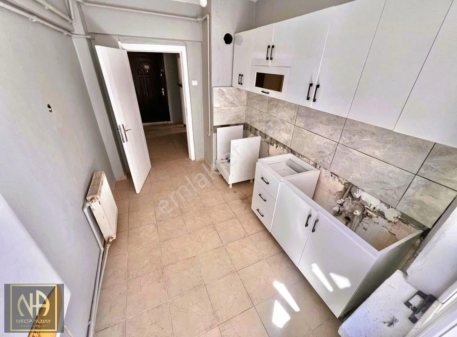 Etlik'de Bağcı Cd Üzeri Ara Kat Geniş Fırsat 3+1 Satılık Daire - Görsel 17