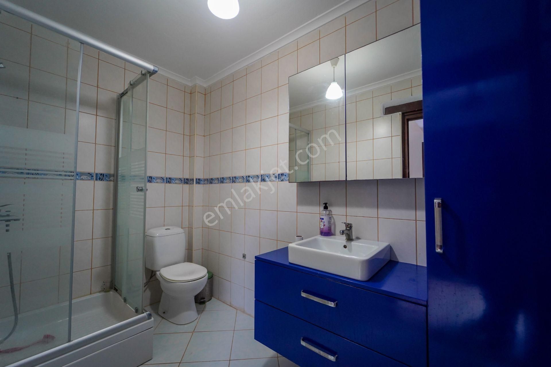 Yıllık Kiralık Koyunbaba Deniz Manzaralı Site Havuzlu Villa - Görsel 15