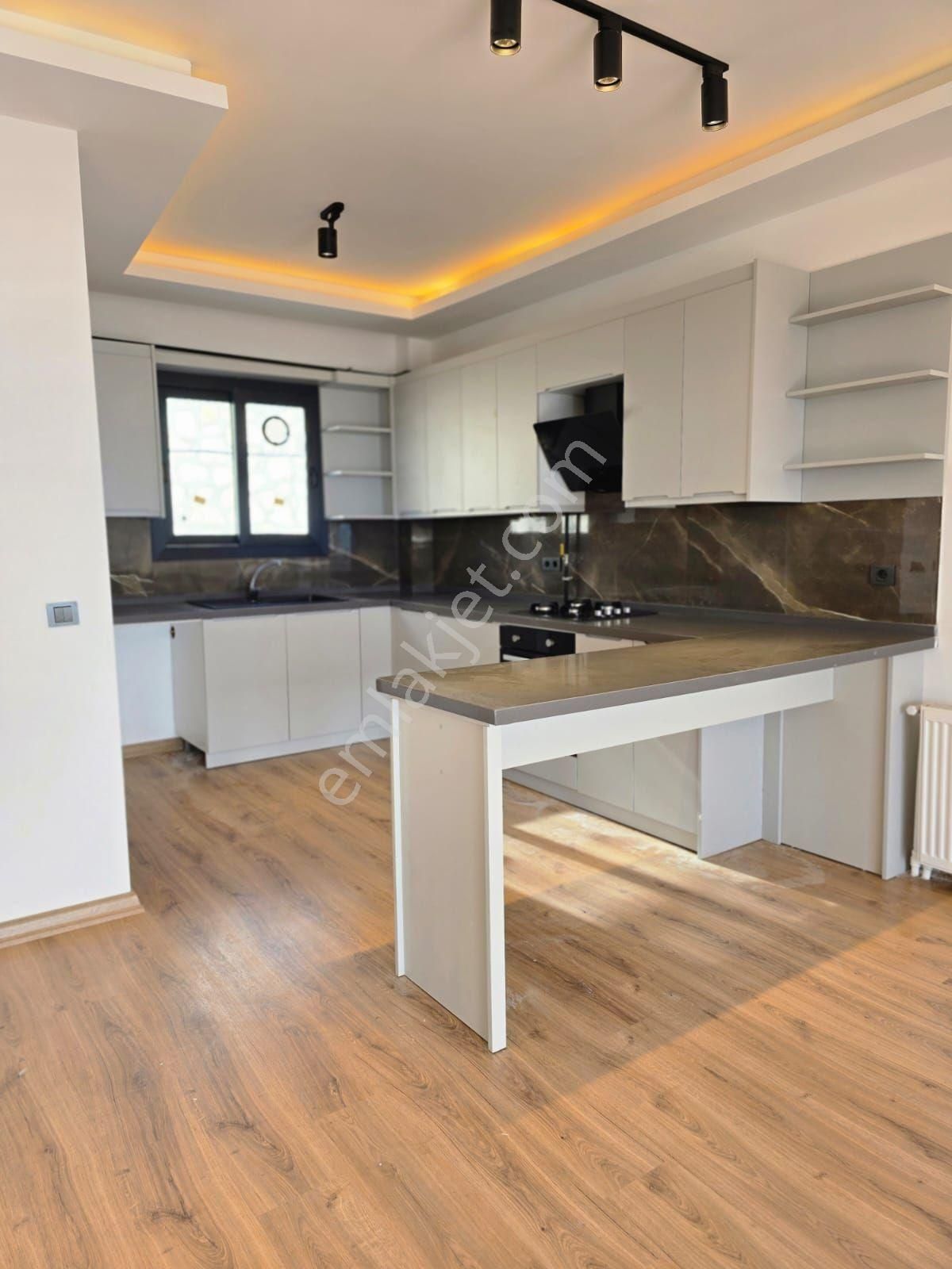 Kuşadası Satılık 3+1 Villa - Görsel 13