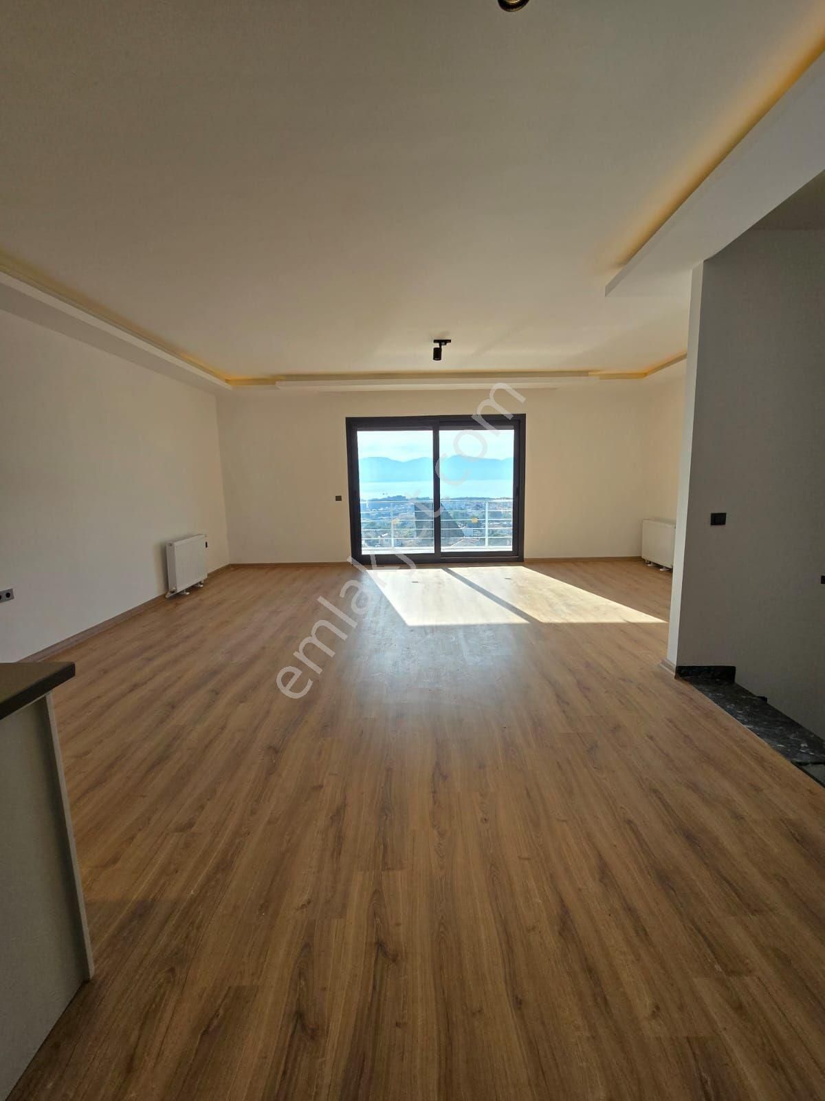 Kuşadası Satılık 3+1 Villa