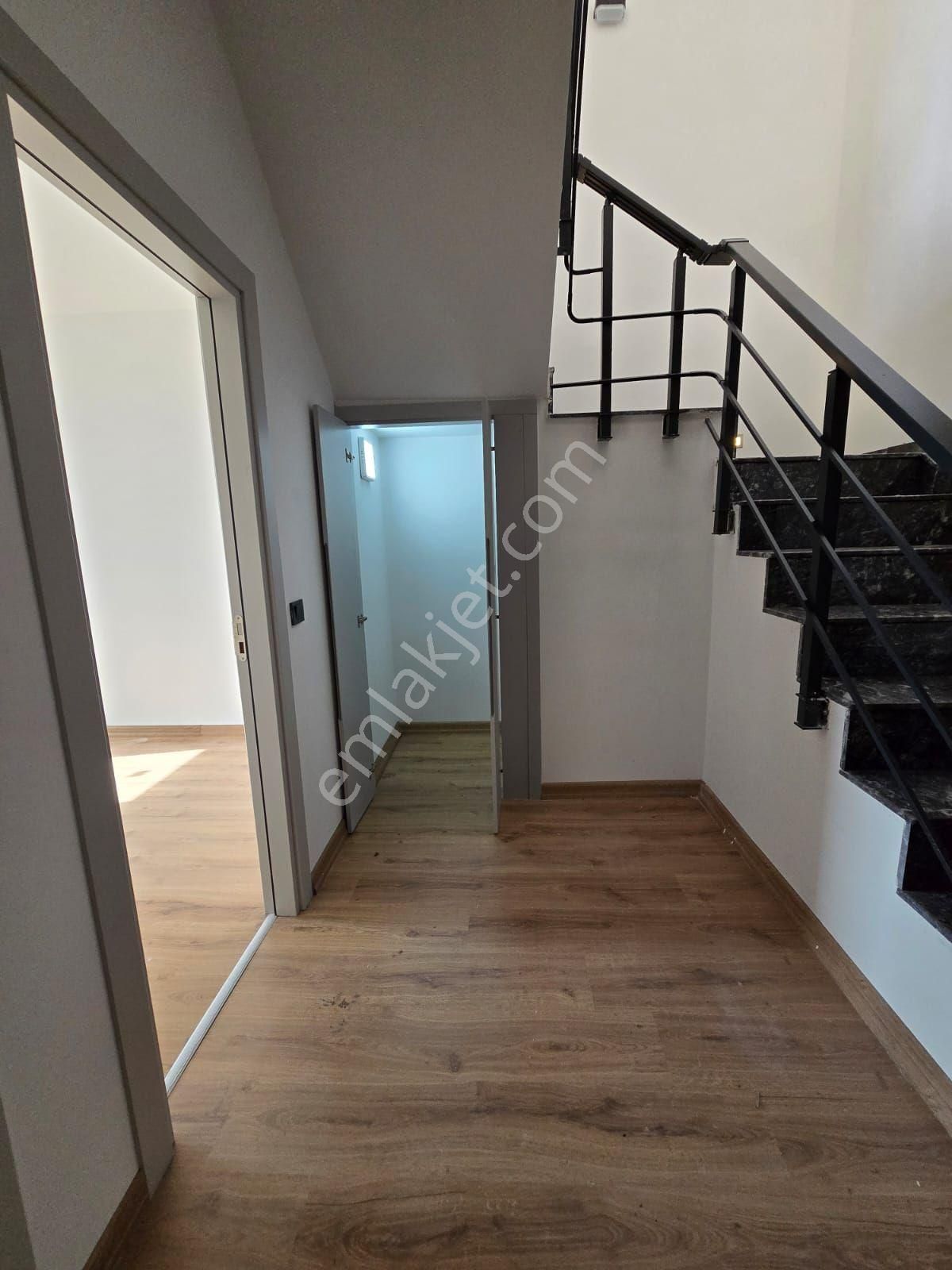 Kuşadası Satılık 3+1 Villa - Görsel 14