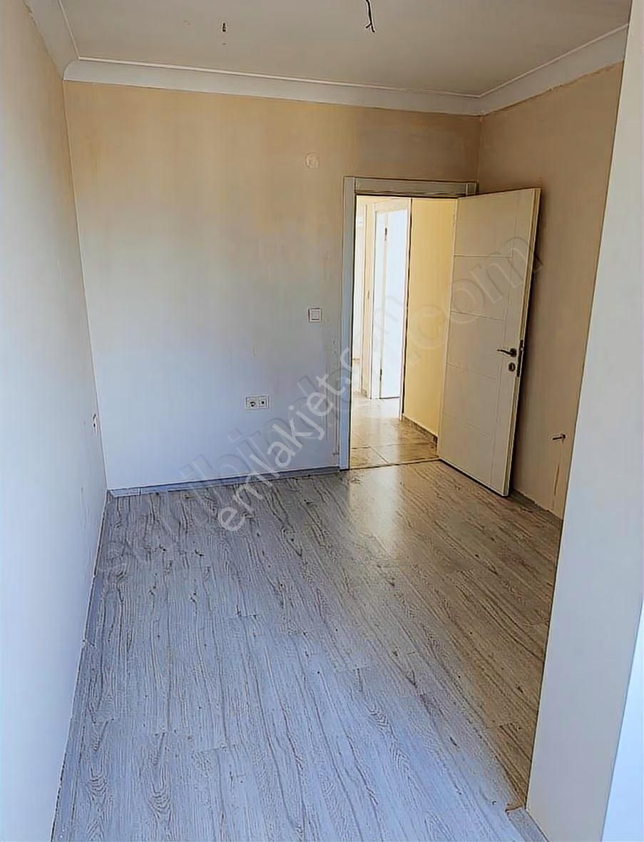 Sultanbeyli Eşref Bitlis Caddesi Site İçinde Daire - Görsel 5