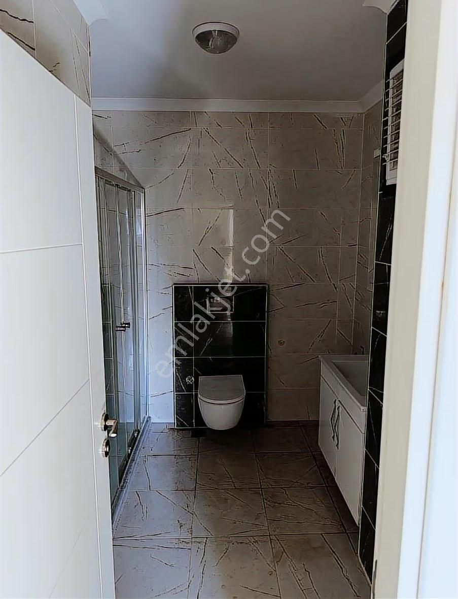 Sultanbeyli Eşref Bitlis Caddesi Site İçinde Daire - Görsel 11