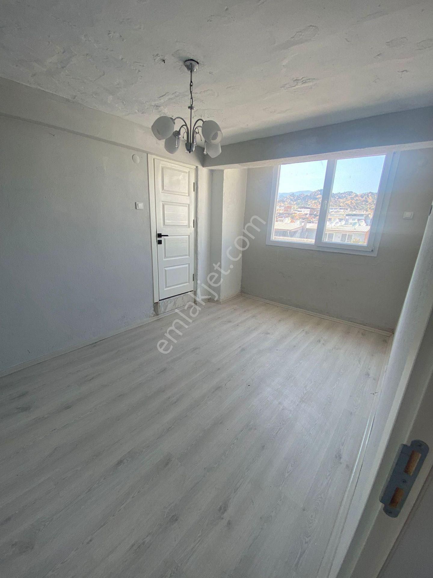 Tetik Emlaktan Aydın Nazilli Yıldıztepe Mah. 2+0 Satılık Daire - Görsel 4