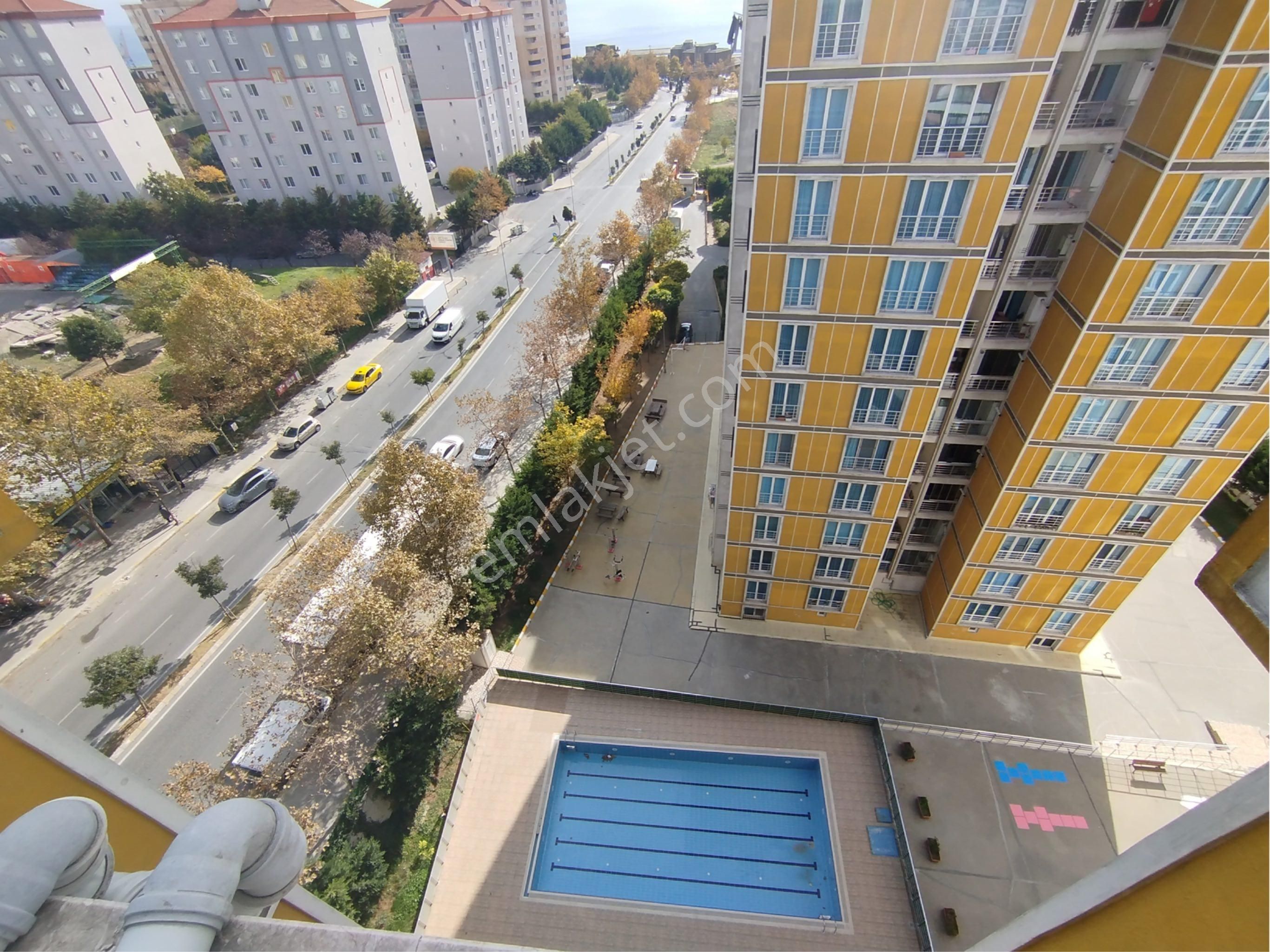 Beylikdüzü Marina Bölgesi Havuzlu Sitede 3+1 Daire - Görsel 10