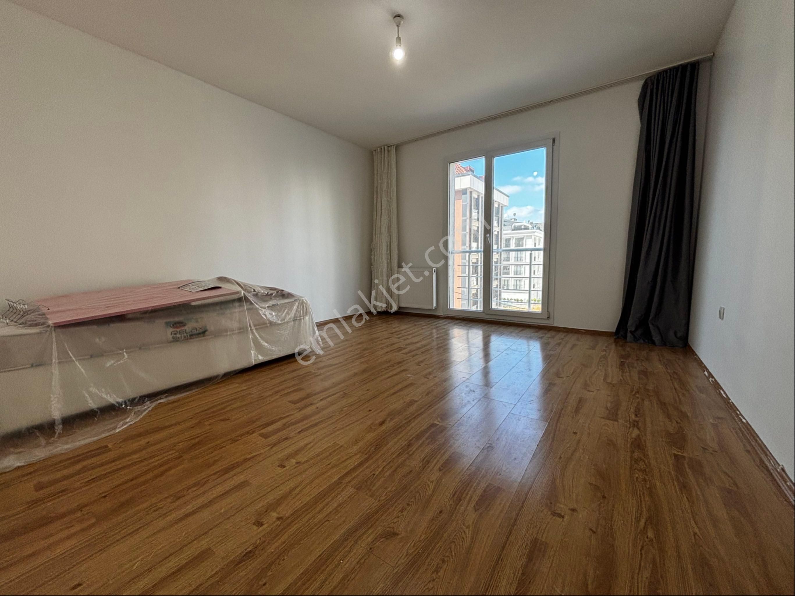 Beylikdüzü Marina Bölgesi Havuzlu Sitede 3+1 Daire - Görsel 28