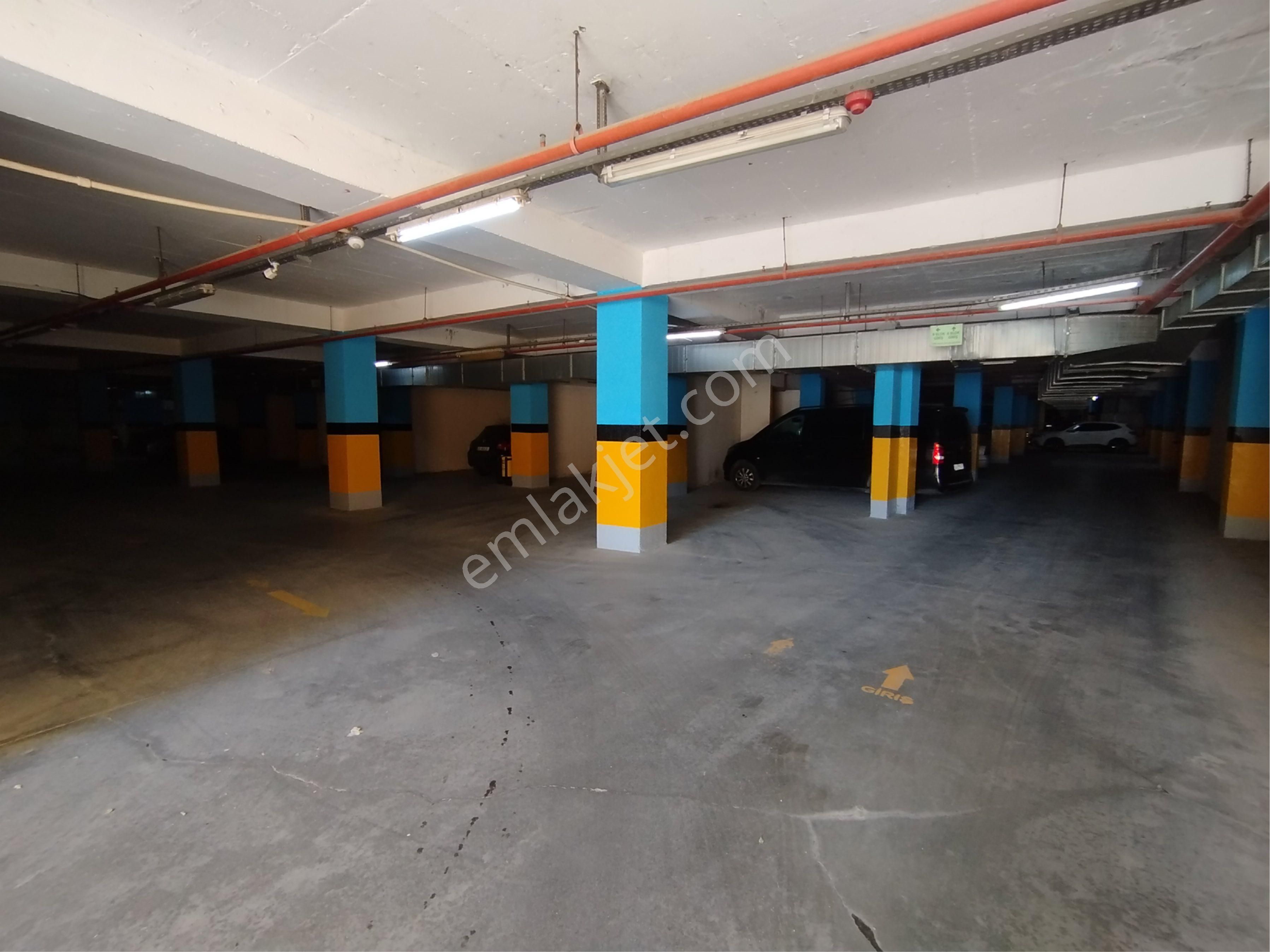 Beylikdüzü Marina Bölgesi Havuzlu Sitede 3+1 Daire - Görsel 2