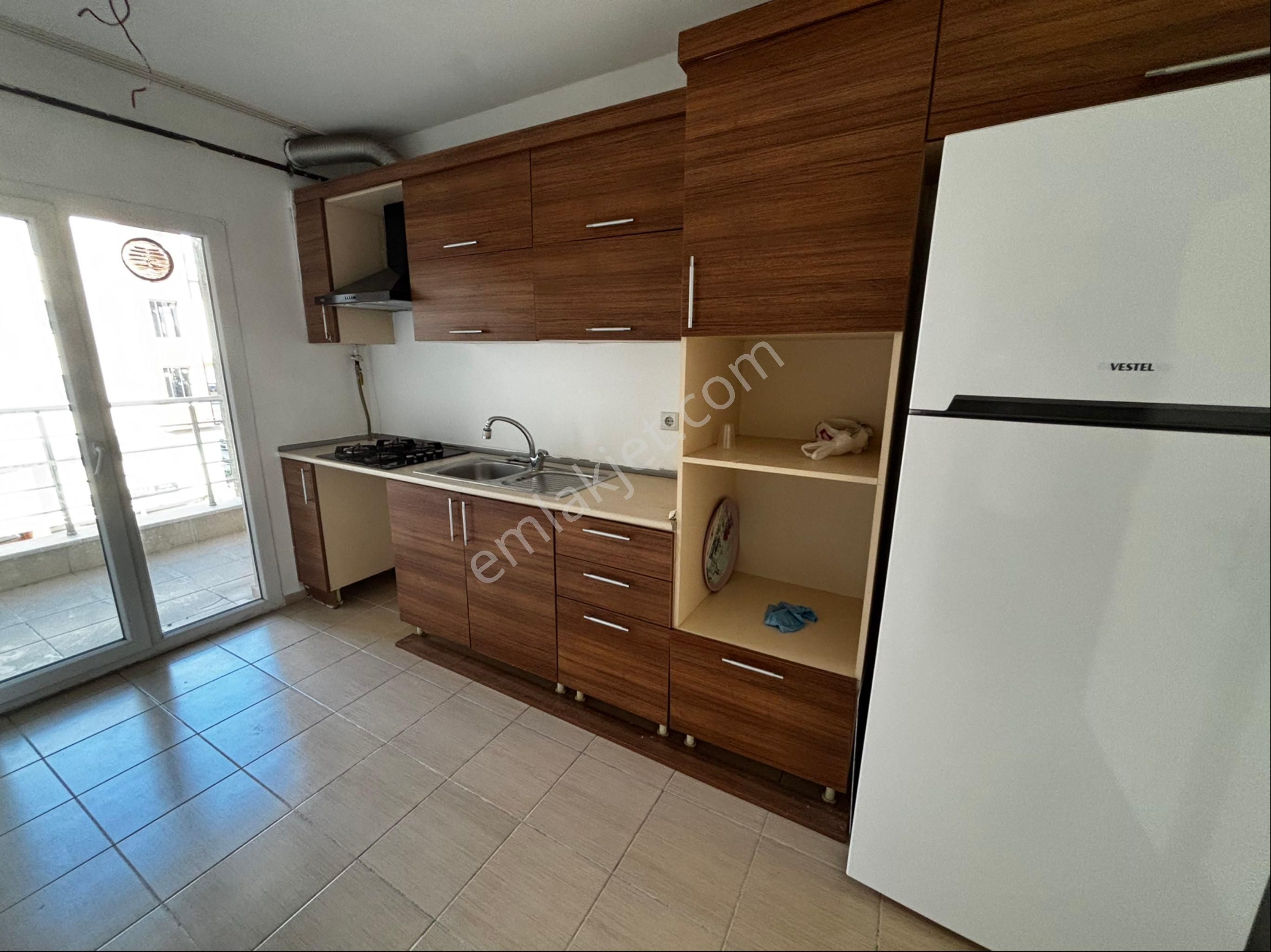 Beylikdüzü Marina Bölgesi Havuzlu Sitede 3+1 Daire - Görsel 13