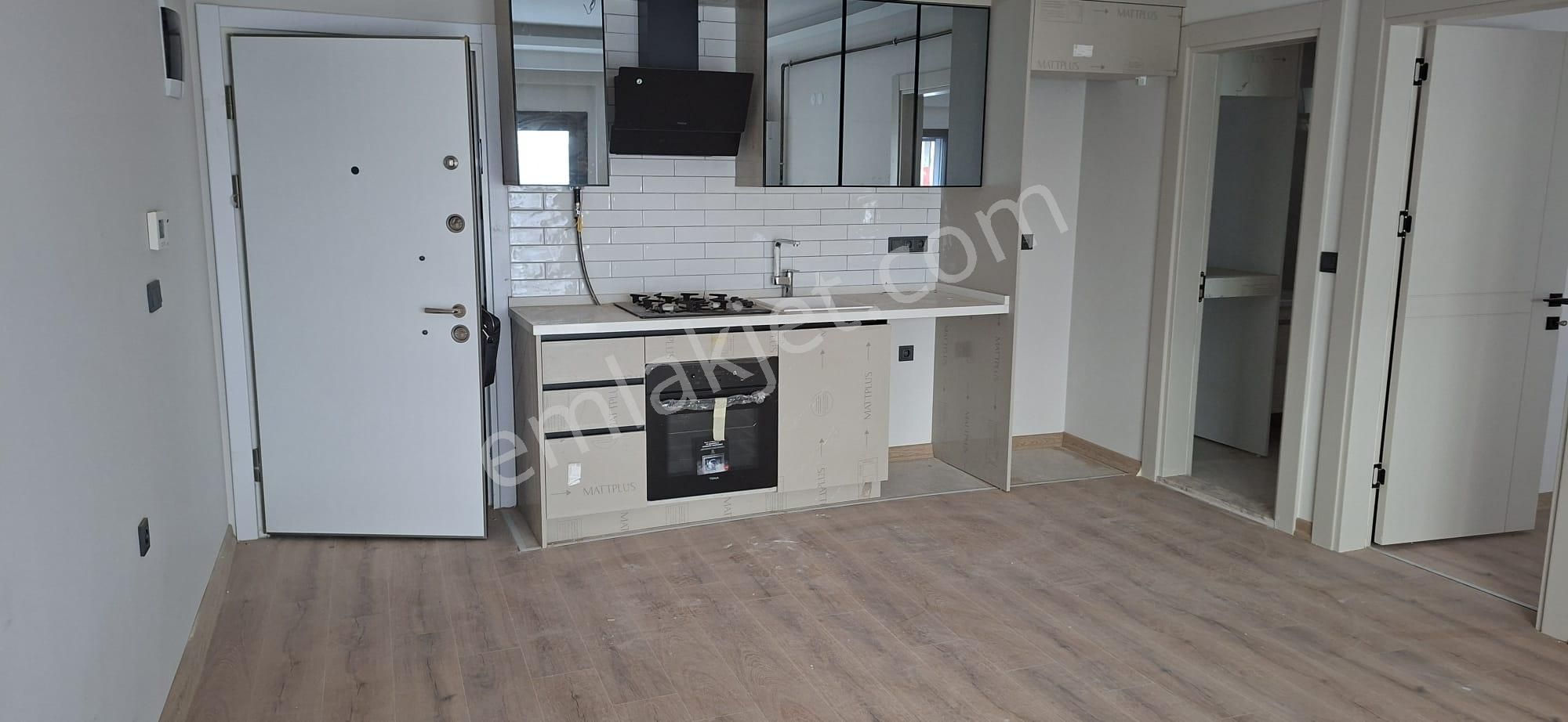 Donanmacı Mah. Sıfır Binada 1+1 Kiraiık Daire - Görsel 7