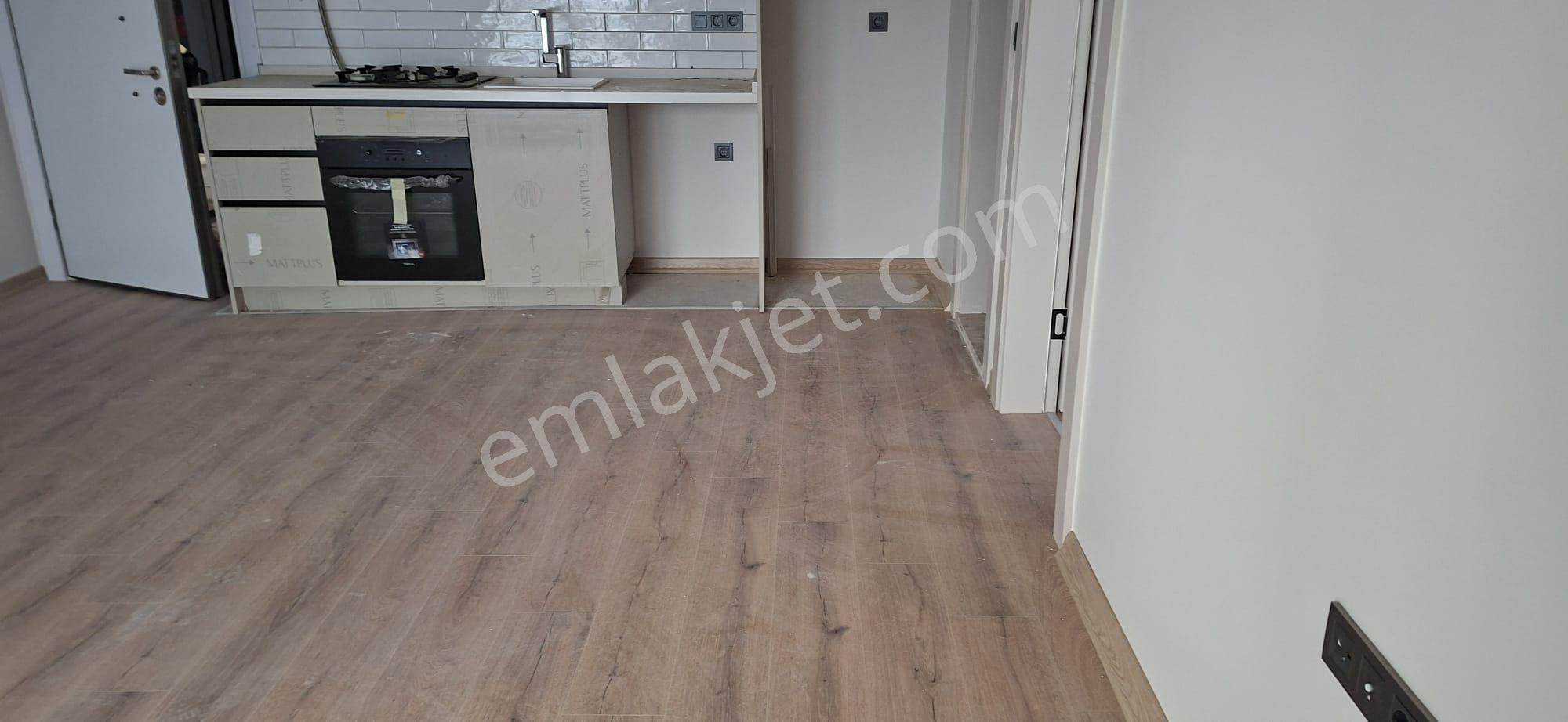 Donanmacı Mah. Sıfır Binada 1+1 Kiraiık Daire - Görsel 9